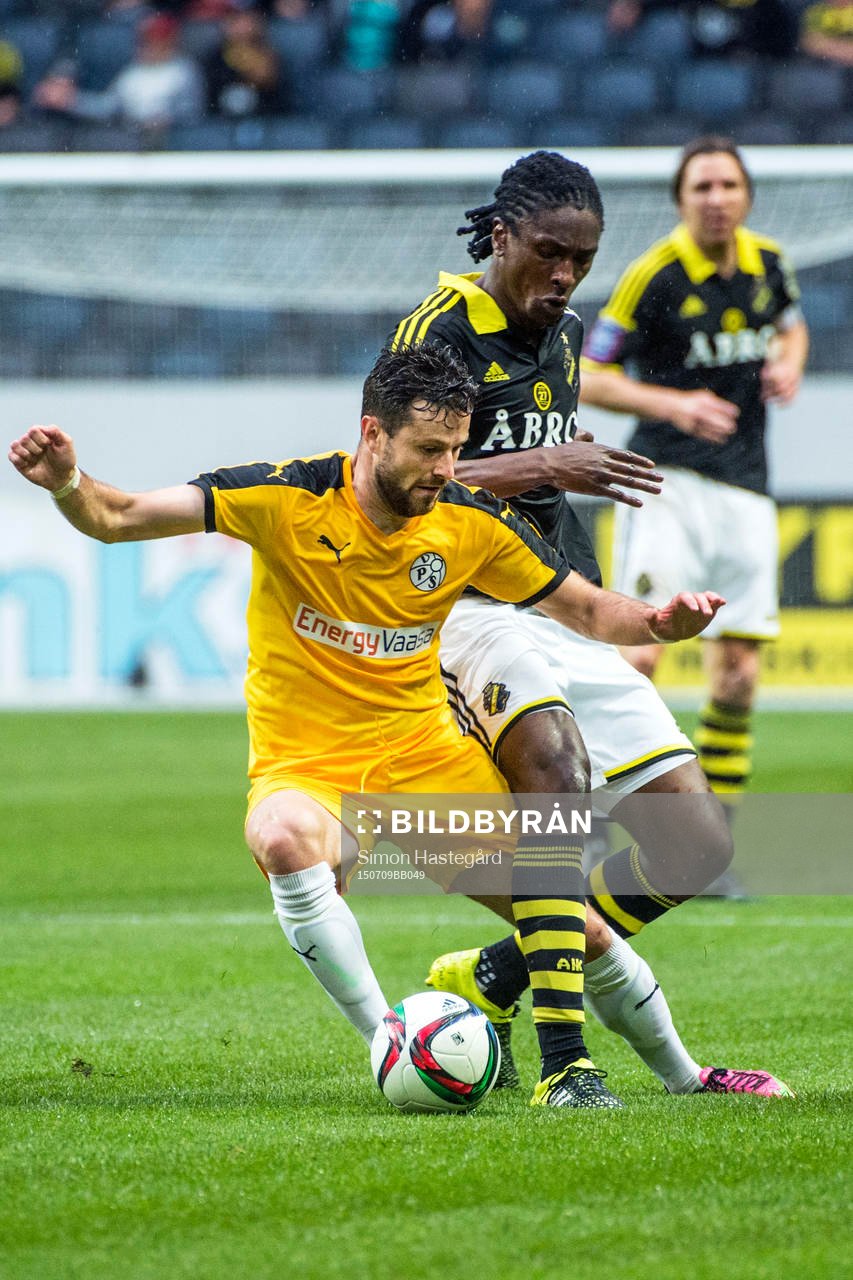 s Admir Catovic och AIK:s Dickson Etuhu