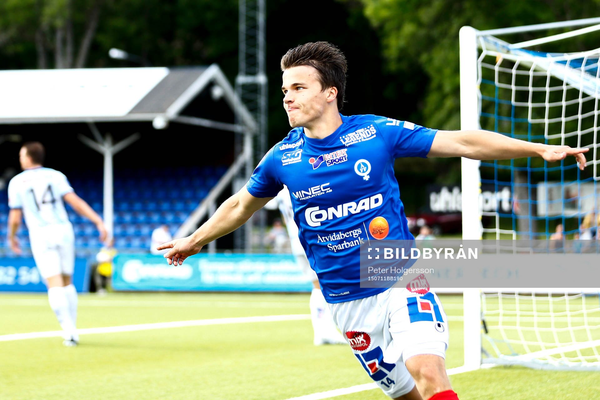 Åtvidabergs Simon Skrabb jublar