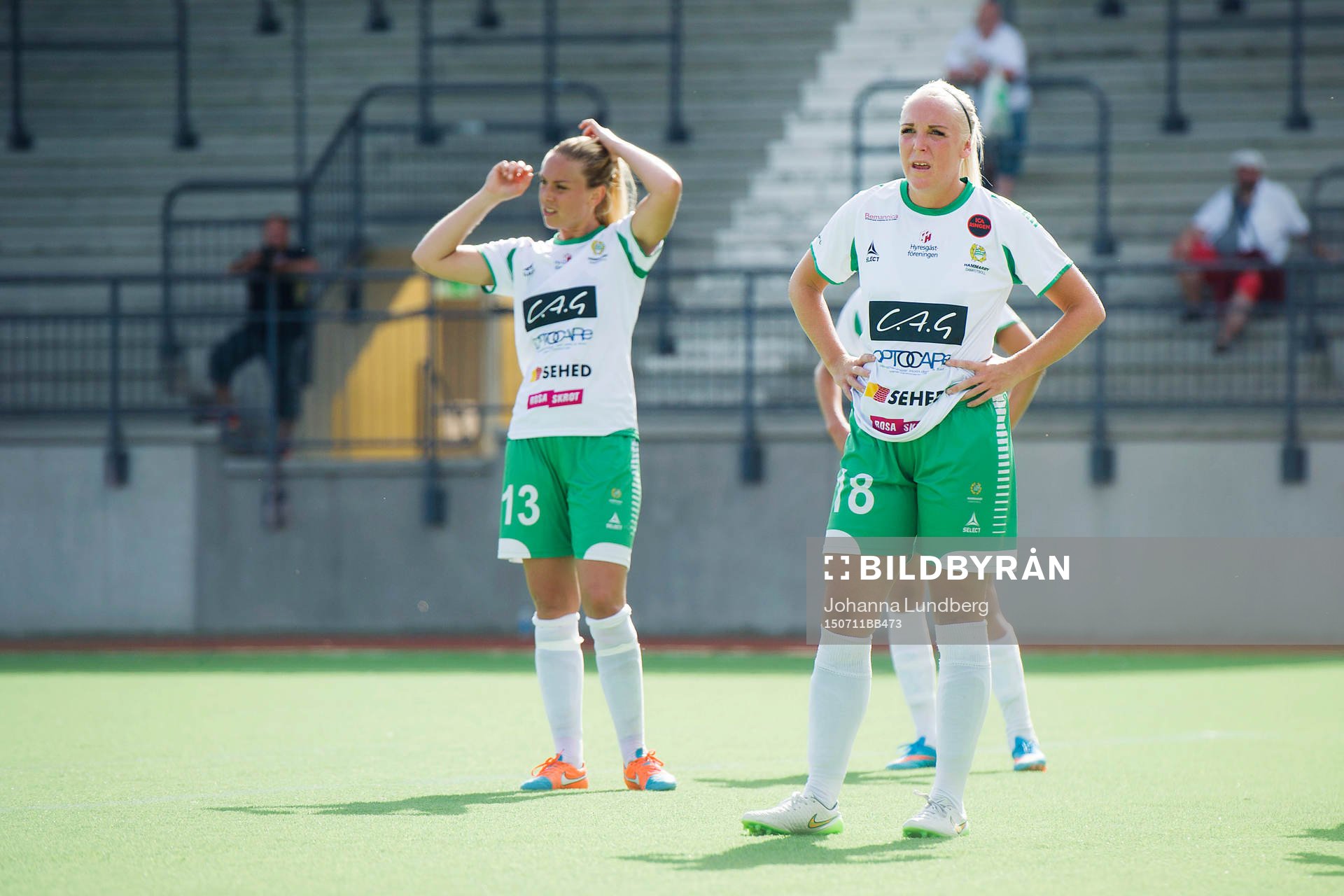 Hammarbys Petronella Ekroth och Anna Lindblom deppar