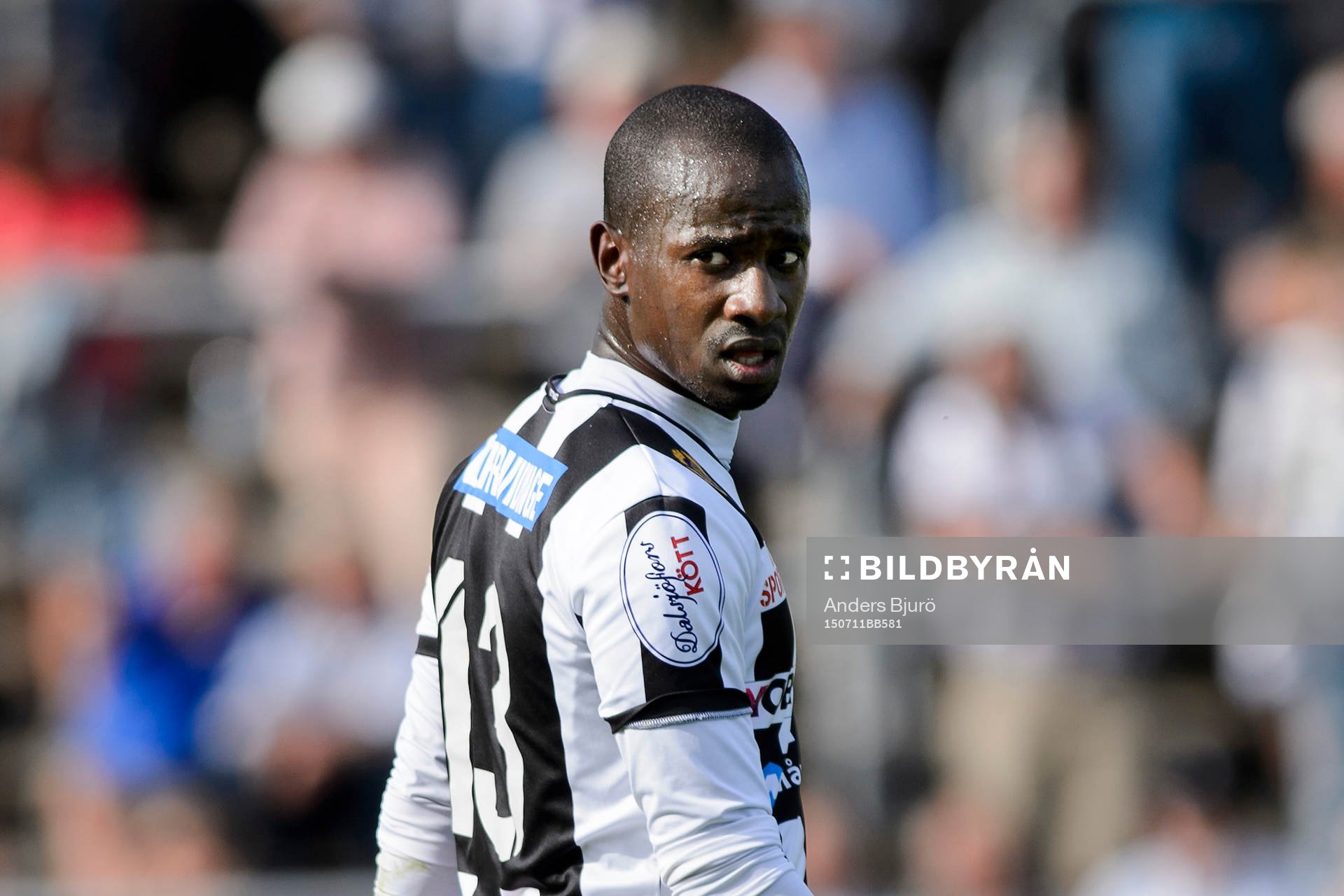 Landskronas Cheikh Sarr under fotbollsmatchen i Division 1 Södra mellan Landskrona och Qviding den 11 juli 2015 i Landskrona.