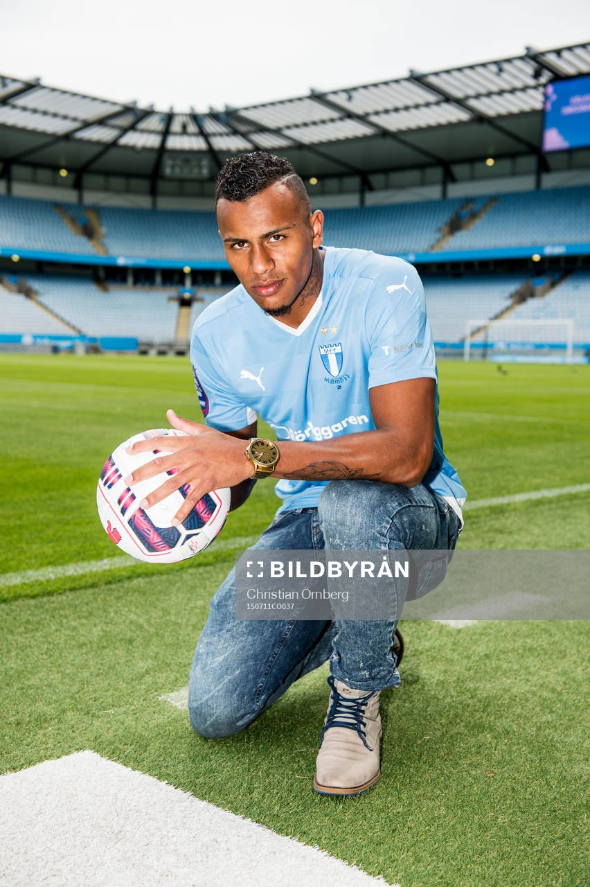 Malmö FF presenterar ett nyförvärv i form av Luis Felipe