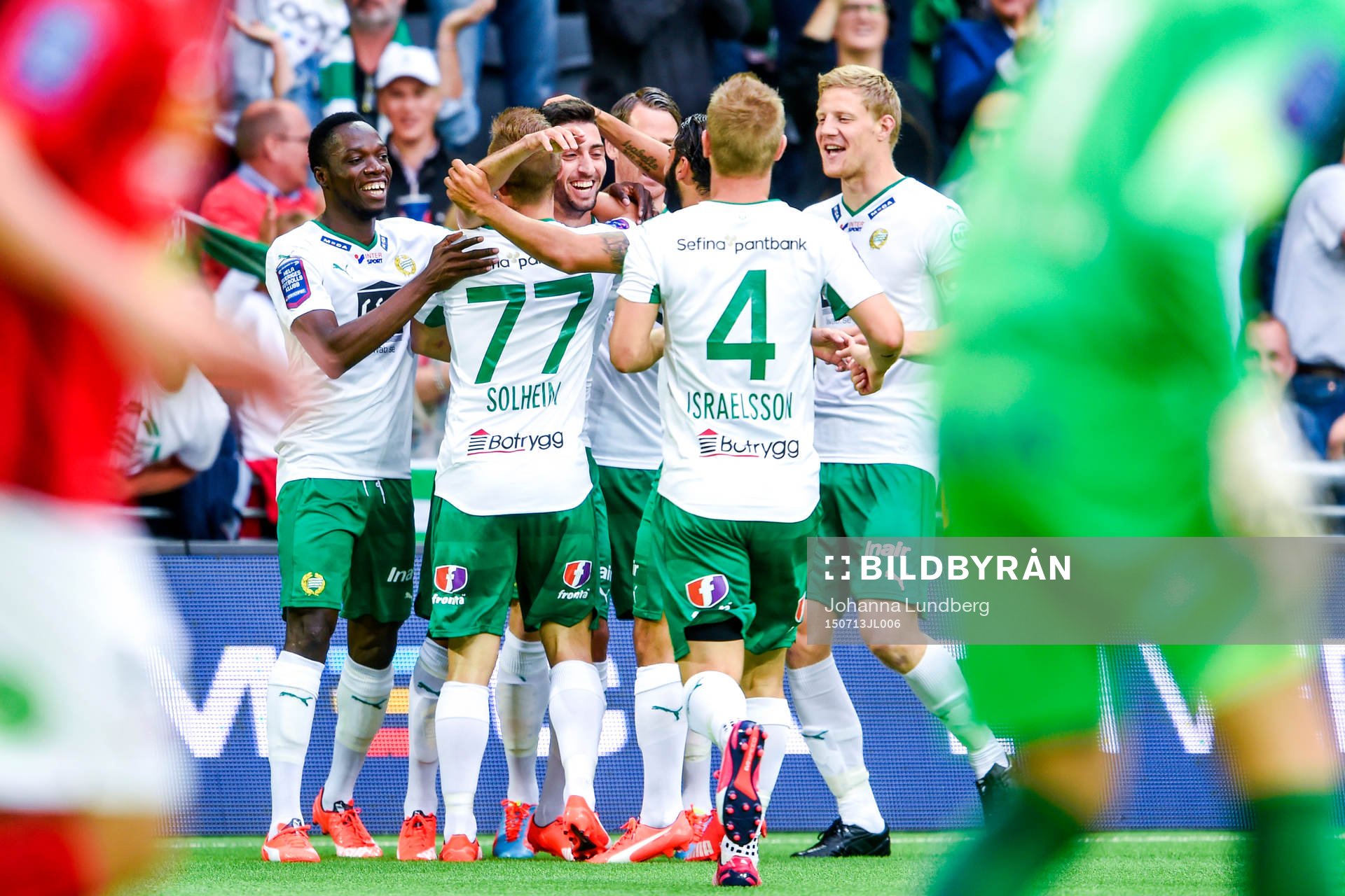Hammarbys spelare jublar