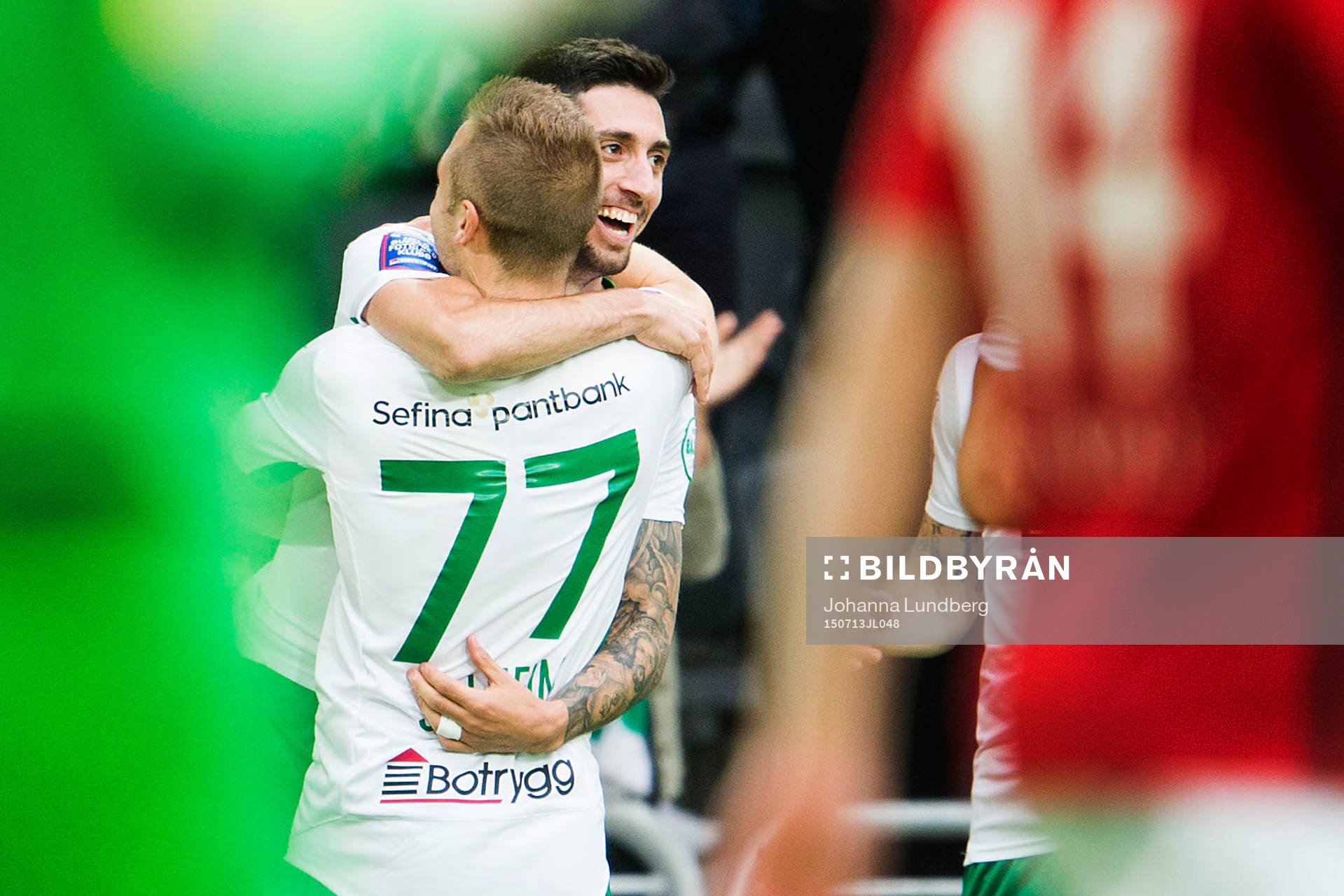 Hammarbys Nahir Besara jublar