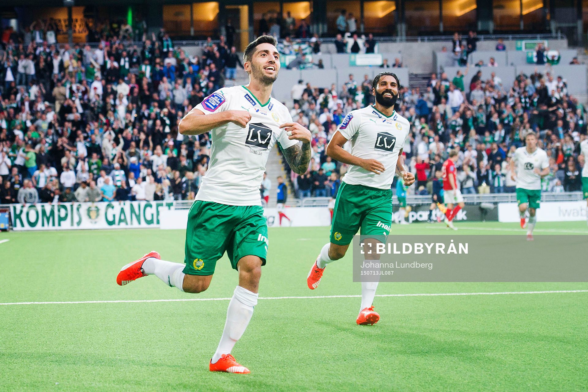 Hammarbys Nahir Besara gör 3-0 och jublar