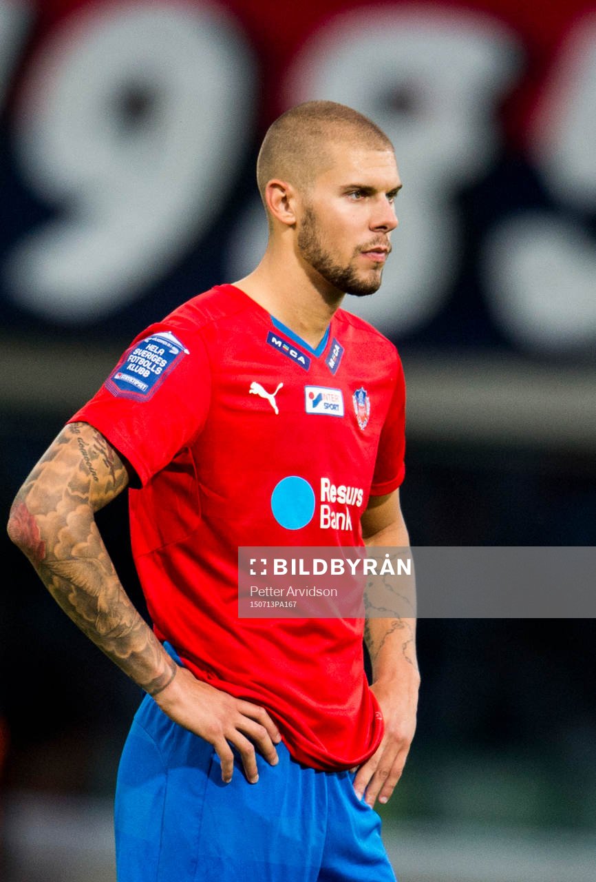 Helsingborgs Robin Simovic deppar
