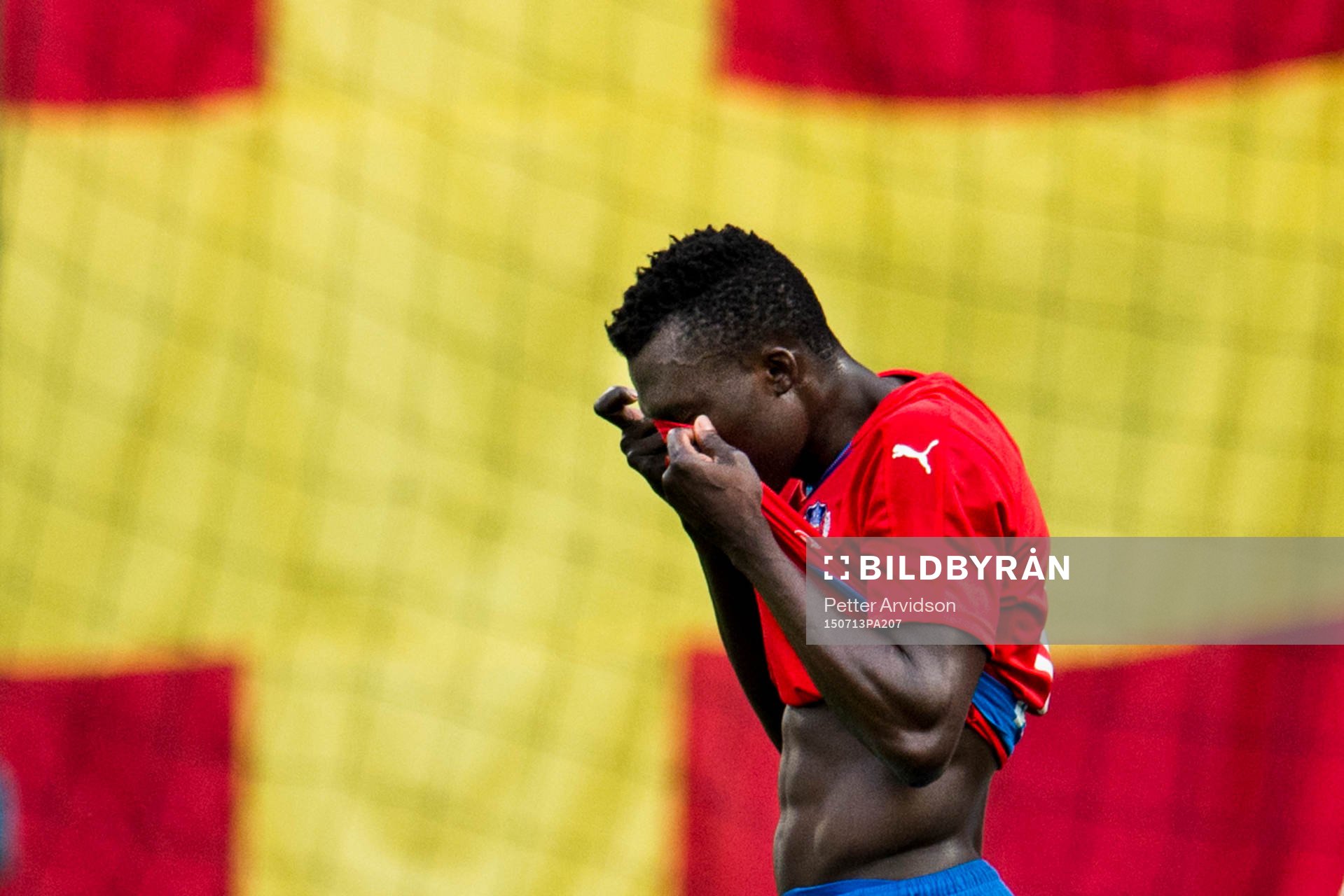 Helsingborgs Lalawélé Atakora deppar