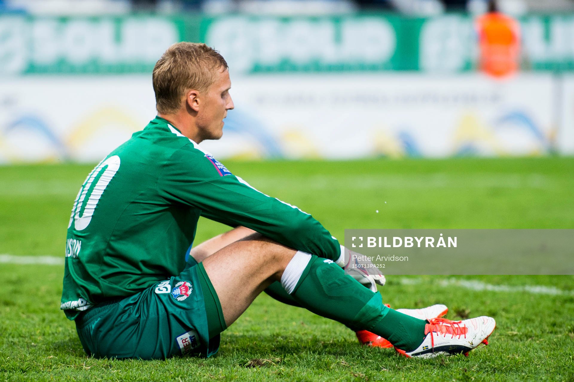 Helsingborgs målvakt Pär Hansson deppar