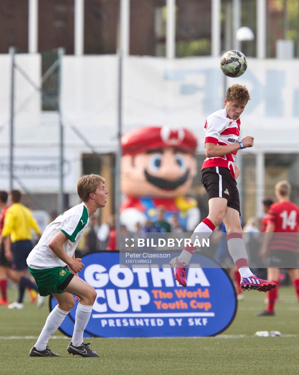 Fotboll, Gothia Cup, Tipselit Trophy: Hammarby - Doncaster på Heden i Göteborg.