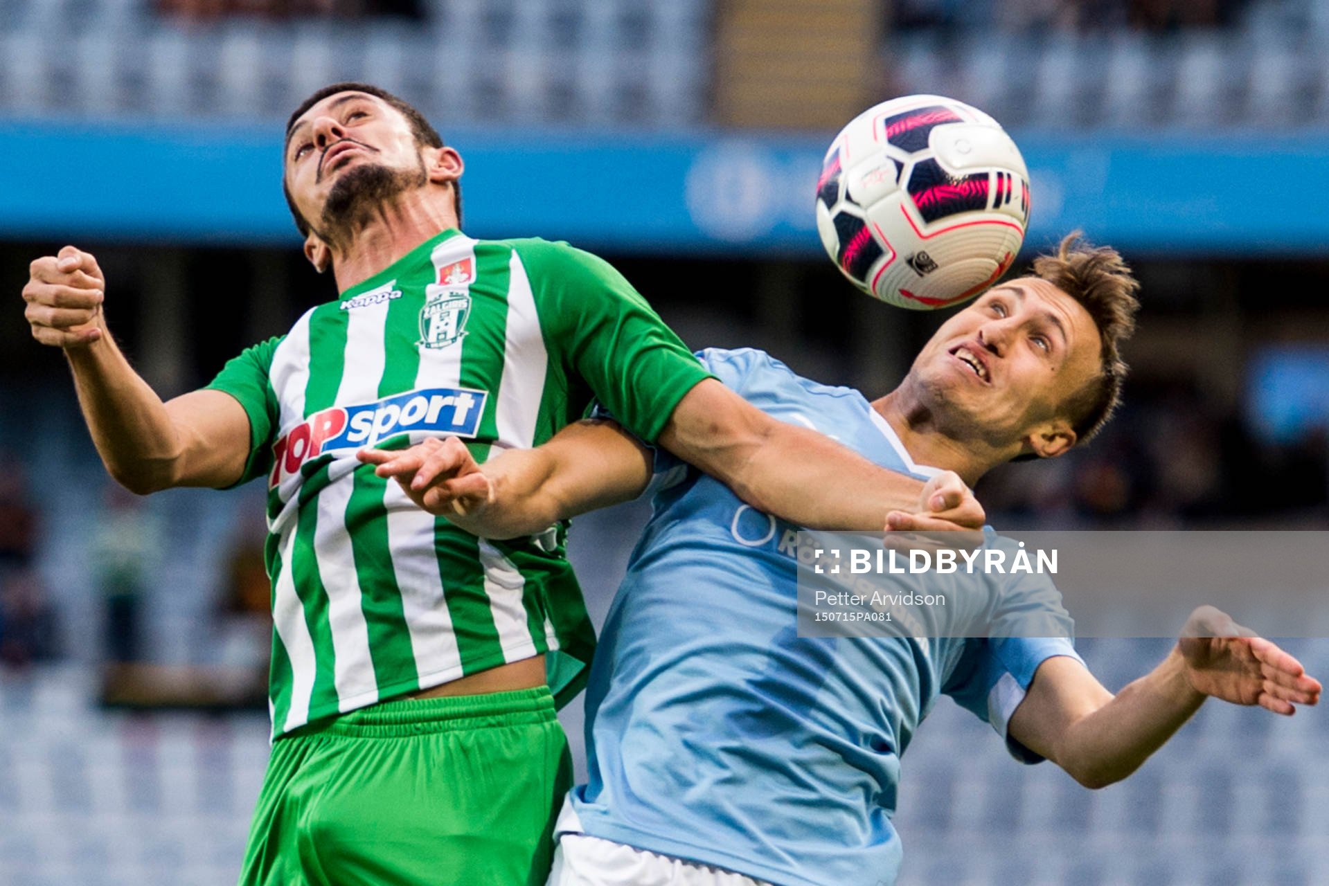 Zalgiris Jorge Chula i nickduell med Malmö FFs Magnus