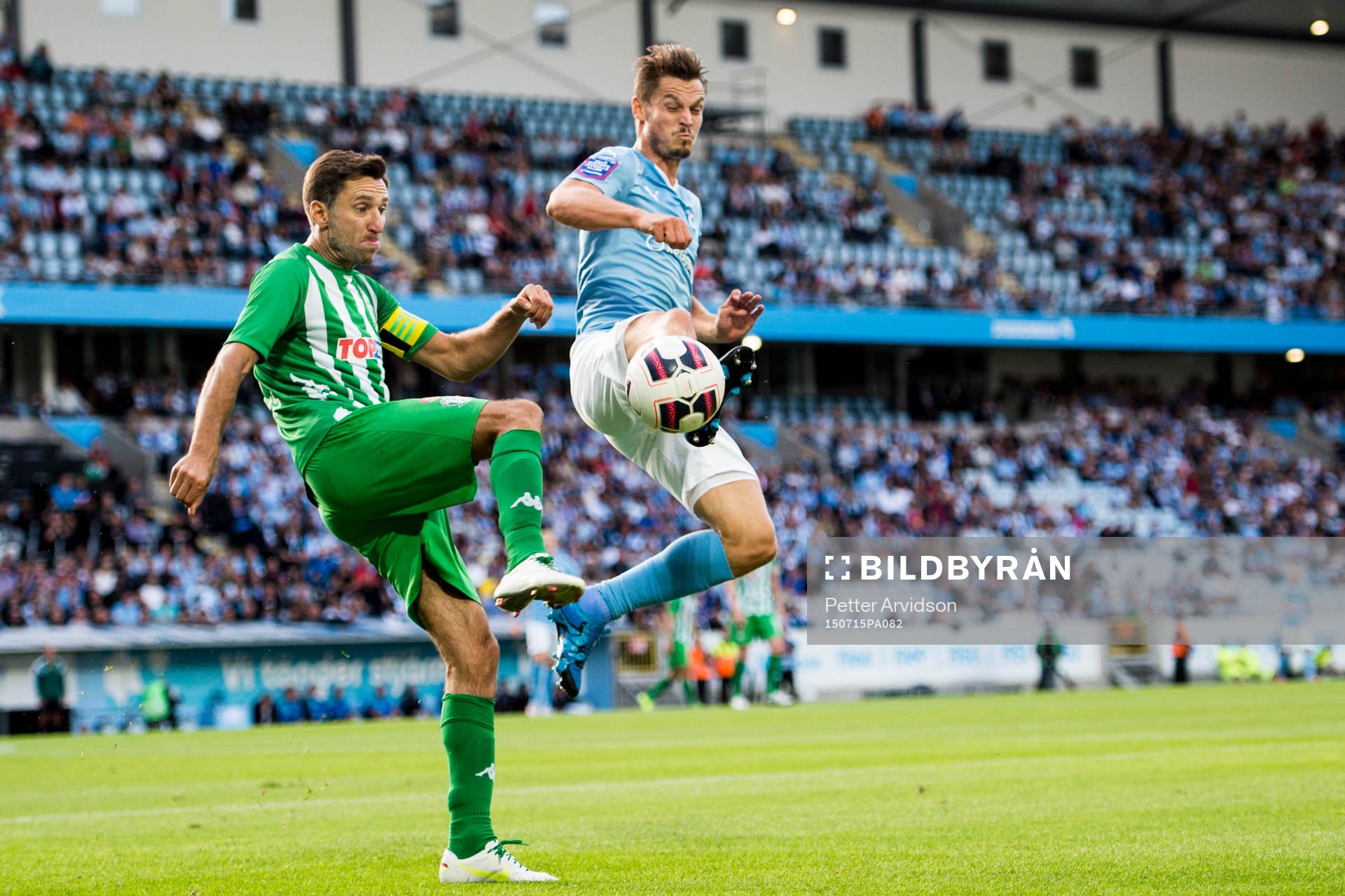 Zalgiris Deividas Semberas och Malmö FFs Markus Rosenberg