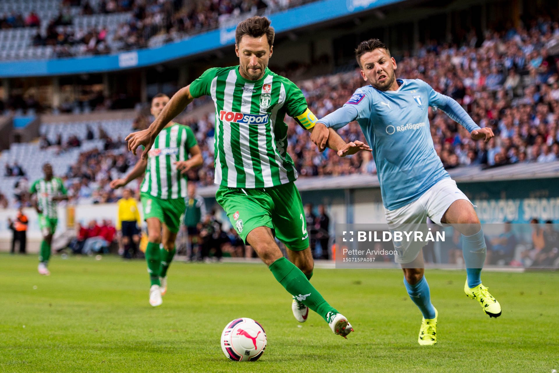 Zalgiris Deividas Semberas och Malmö FFs Erdal Rakip