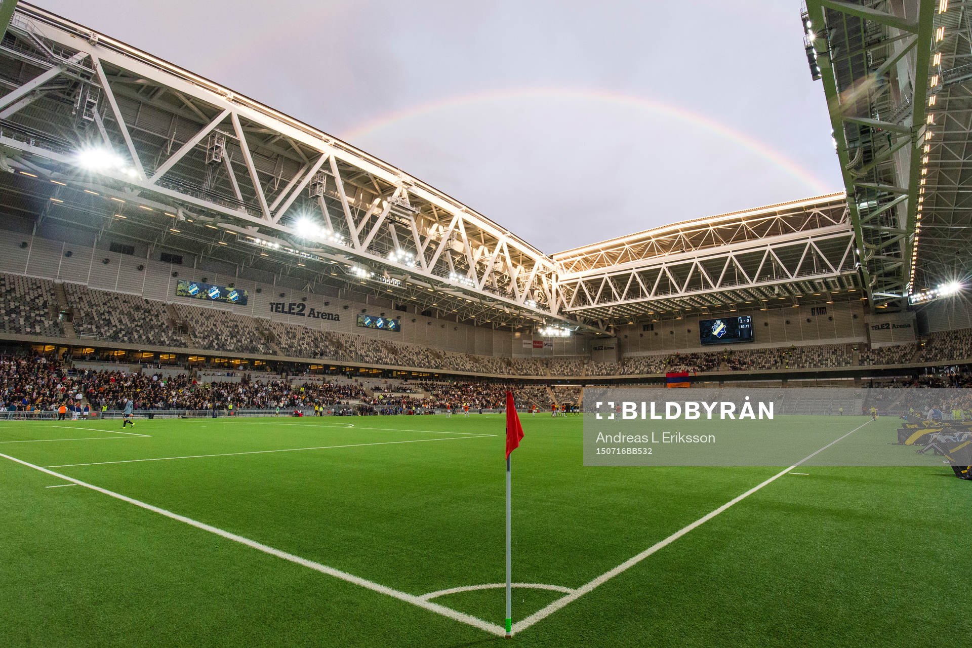 Regnbågen presenterar sig över Tele2 Arena