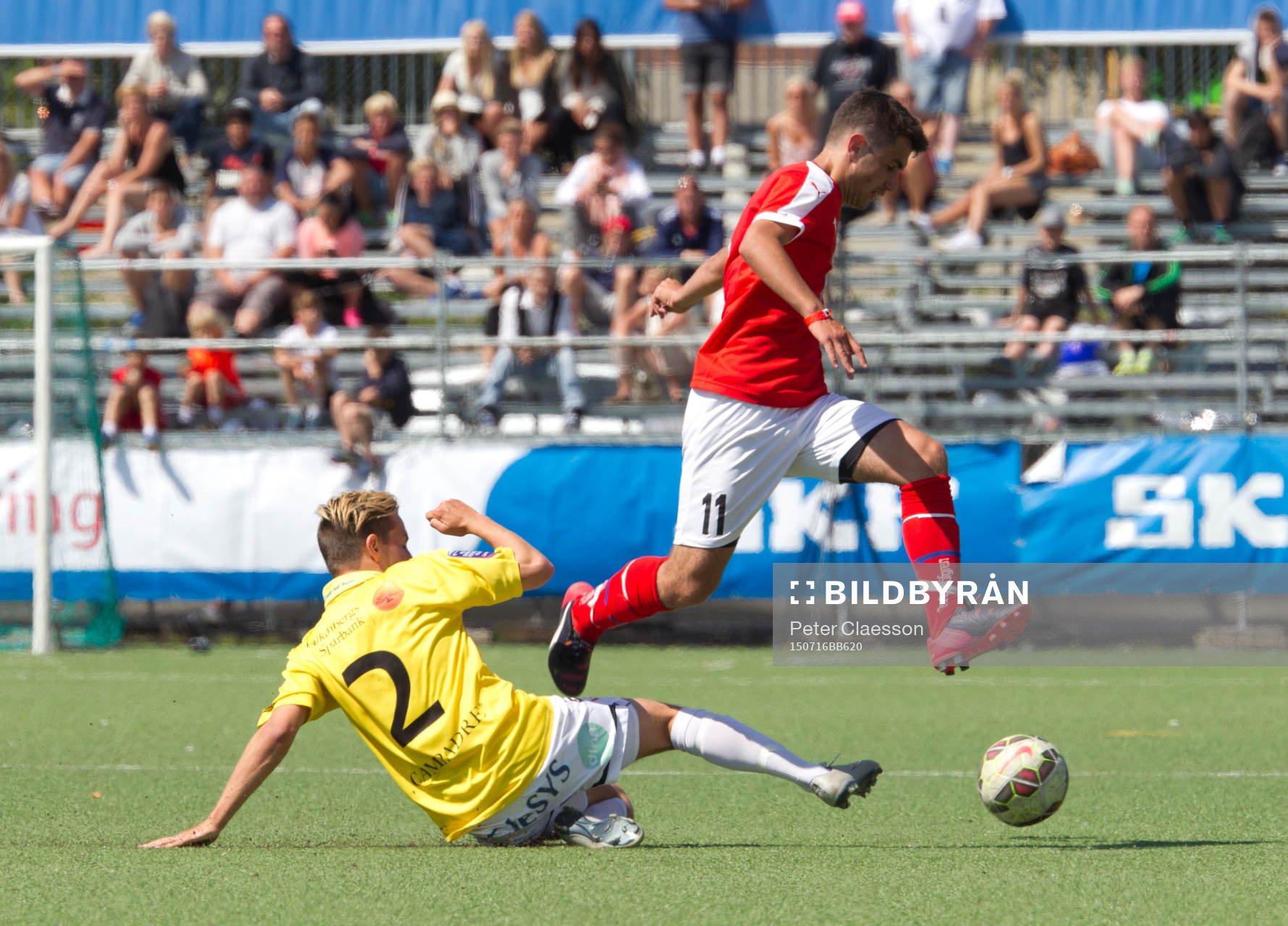 Fotboll, Gothia Cup, Tipselit Trophy: Falkenberg - Kalmar på Heden i Göteborg.