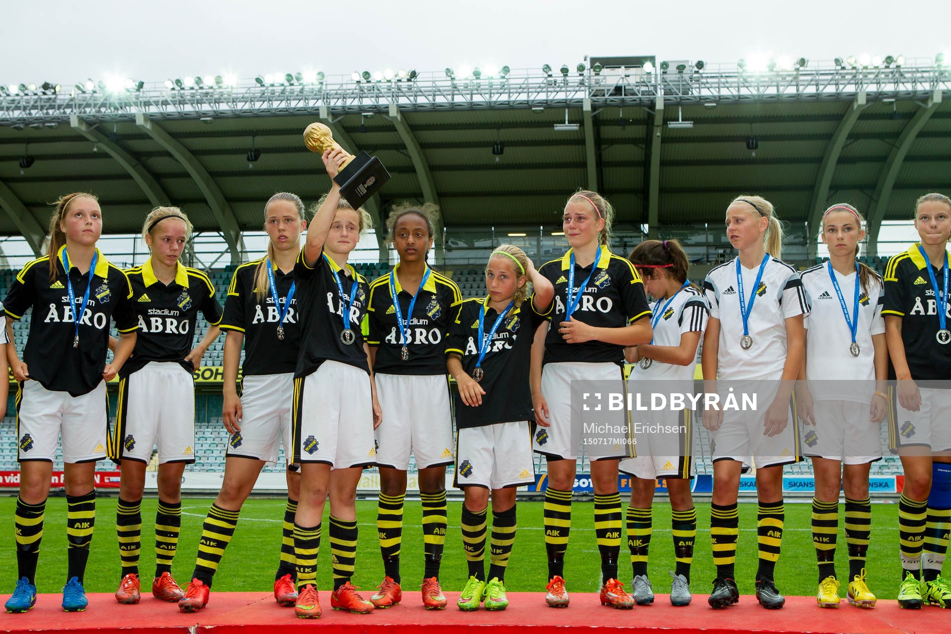 AIK FF silvermedaljörer i G13-finalen i Gothia Cup mellan