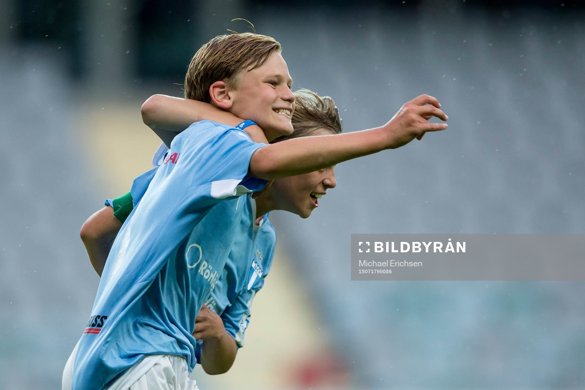 Malmö FF spelare jublar