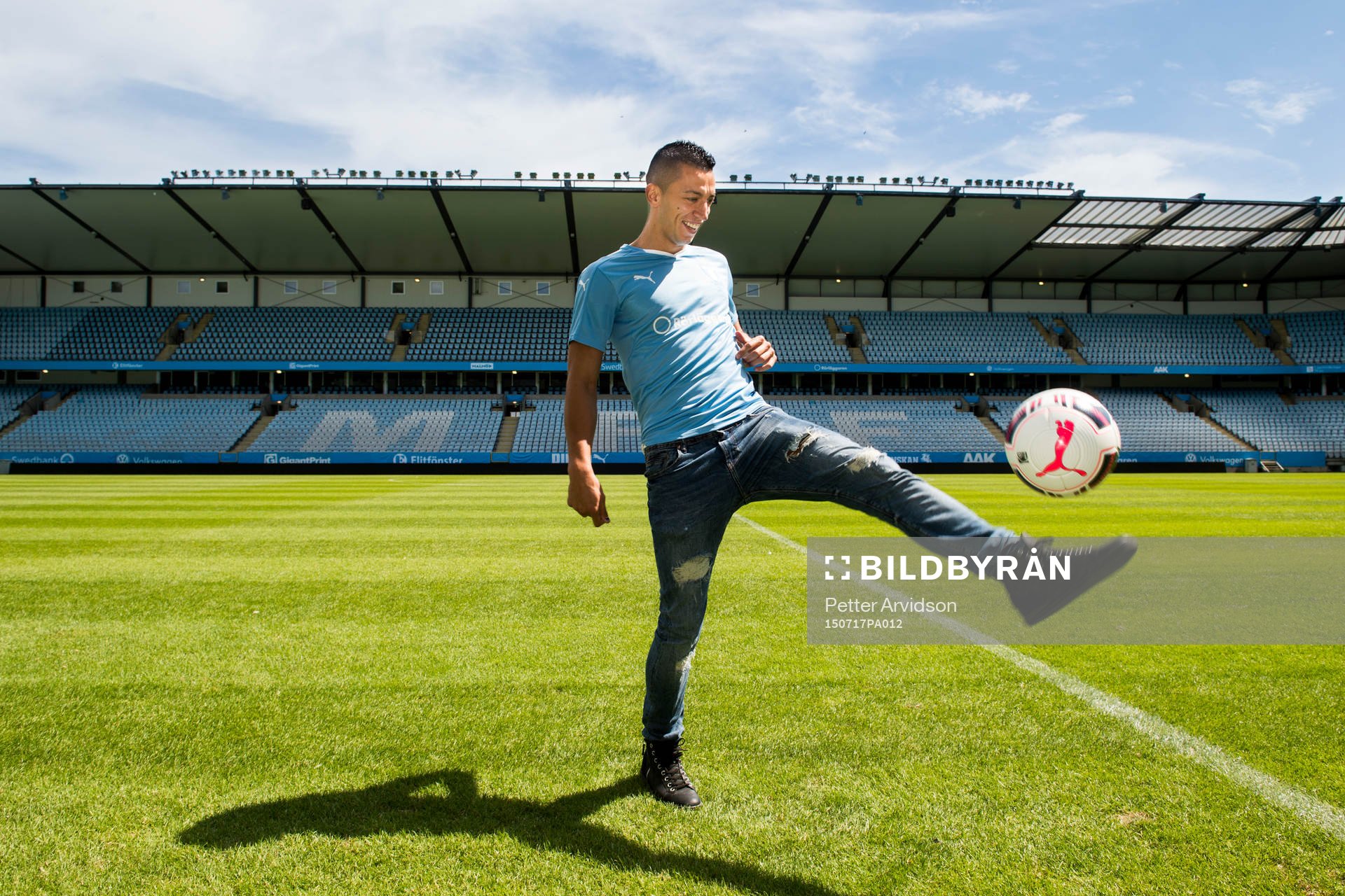 Malmö FF presenterar ett nyförvärv i form av Nikola