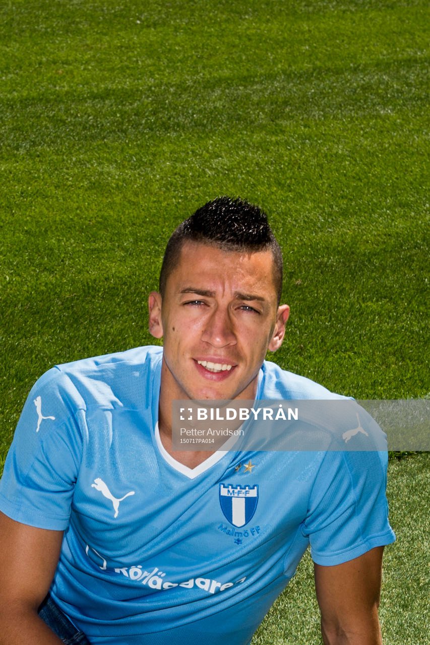 Malmö FF presenterar ett nyförvärv i form av Nikola