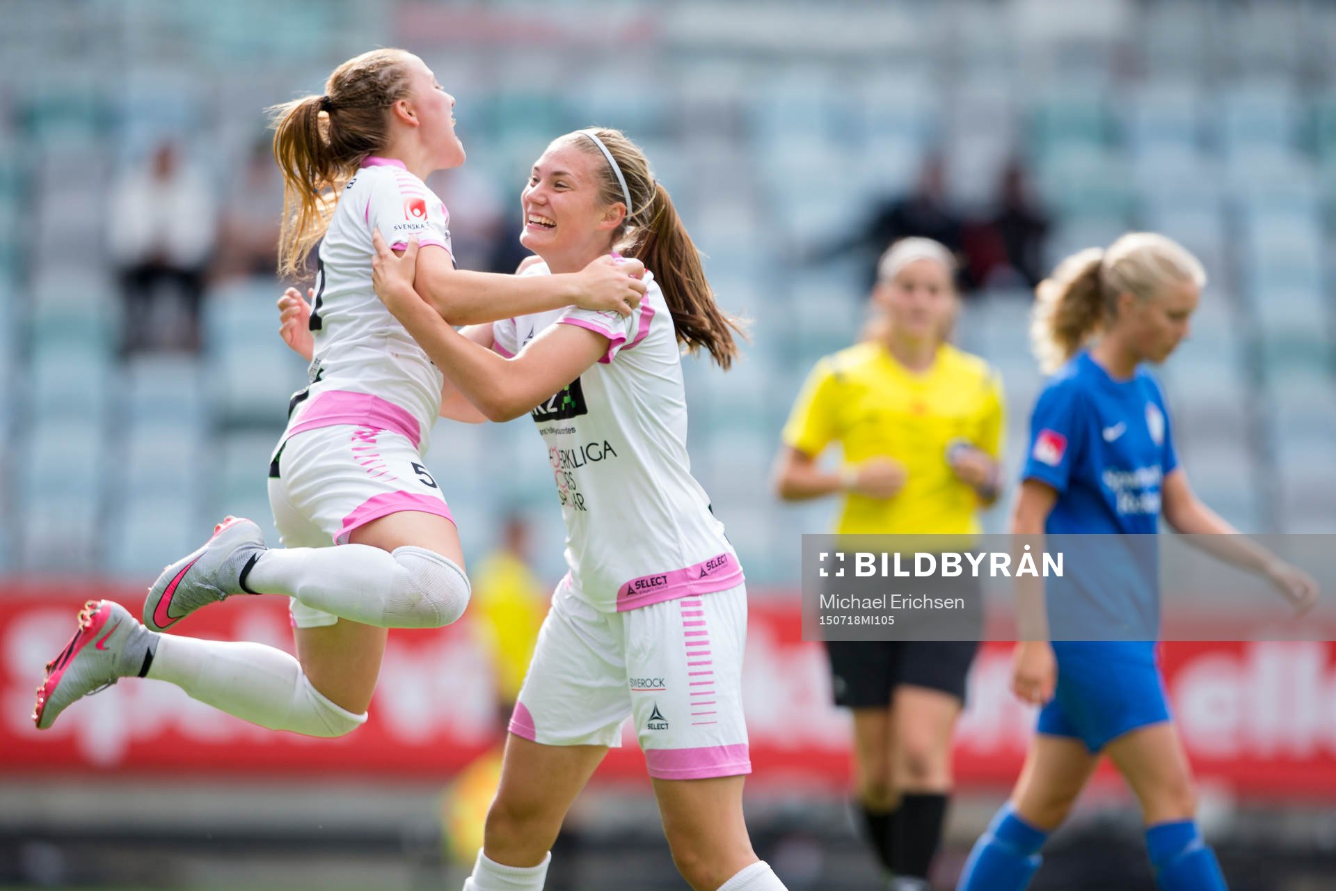 Rosengårds Hanna Lundell jublar och omfamnas
