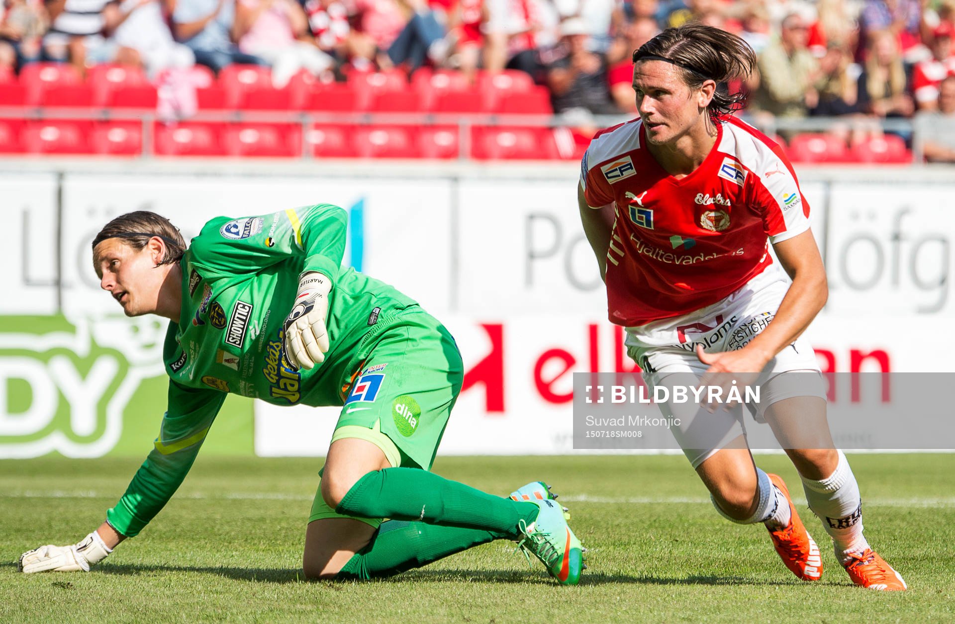 Kalmars Marcus Antonsson jublar och Falkenbergs målvakt