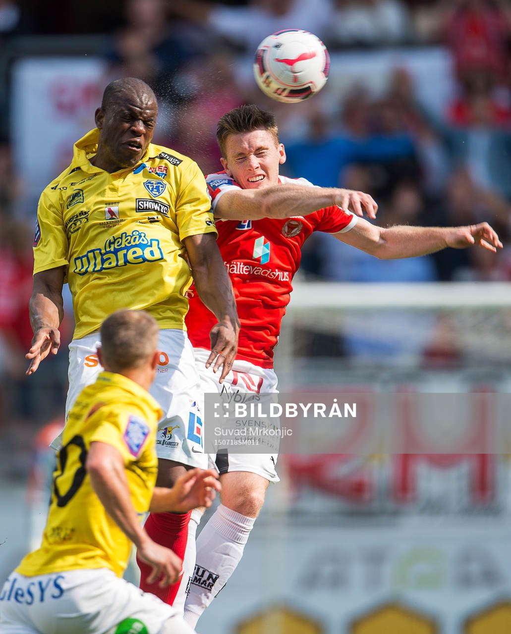 Falkenbergs Hakeem Araba och Kalmars Victor Agardius