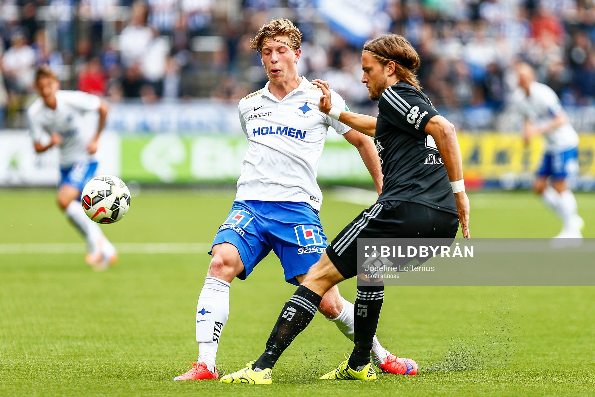 Norrköpings Alexander Fransson och IFK Göteborgs Tom