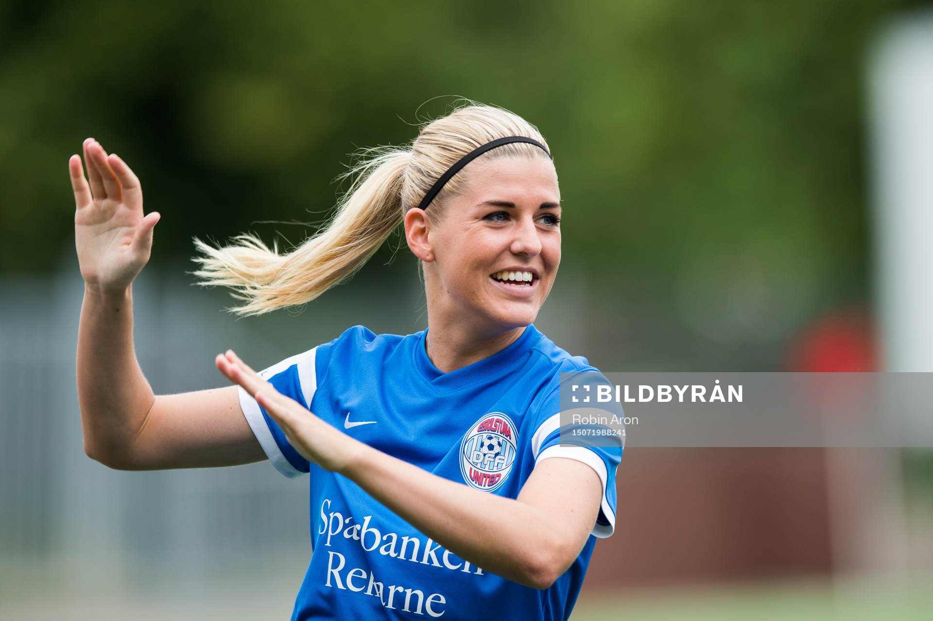 Eskilstuna Olivia Schough jublar