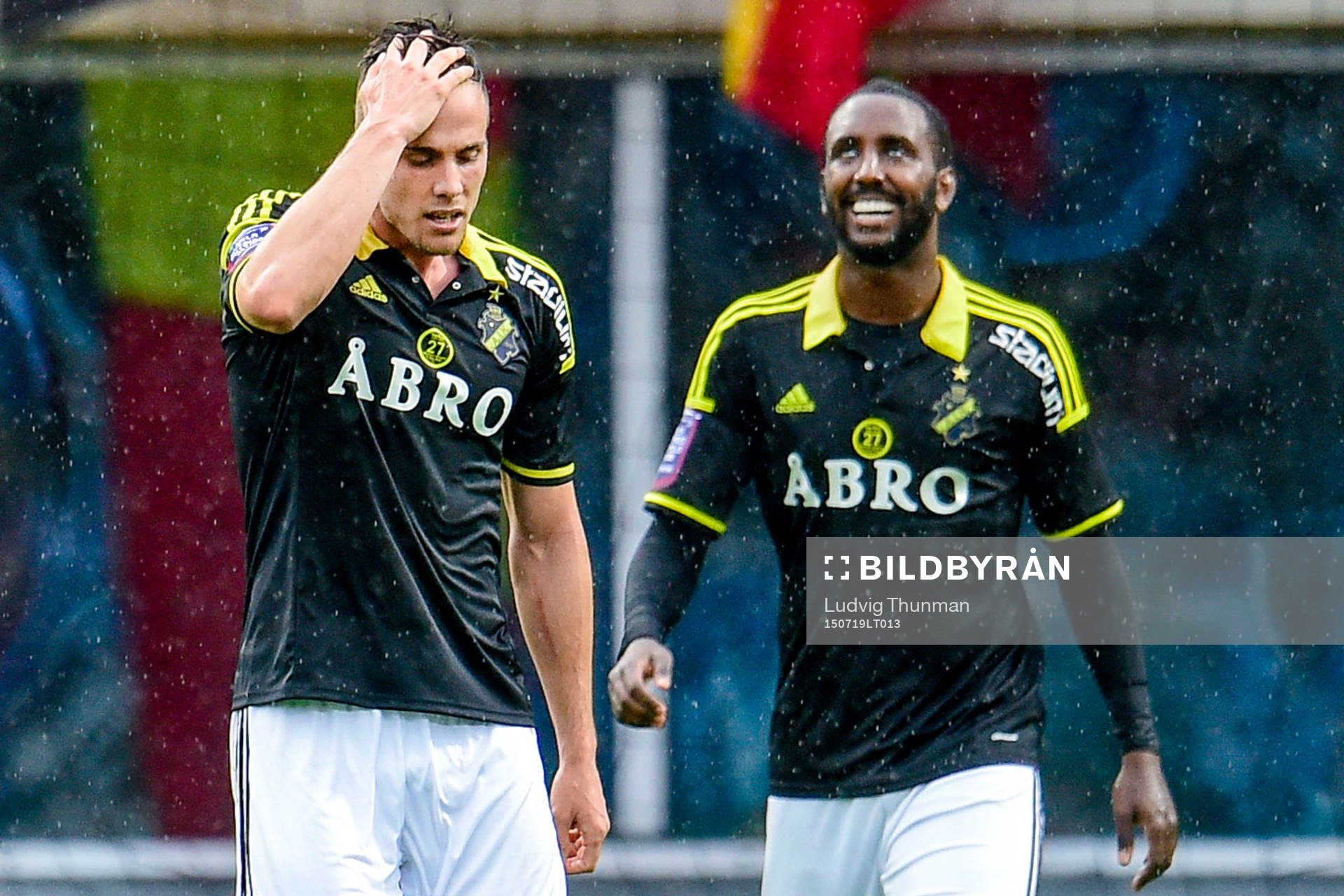 s Fredrik Brustad och Henok Goitom deppar