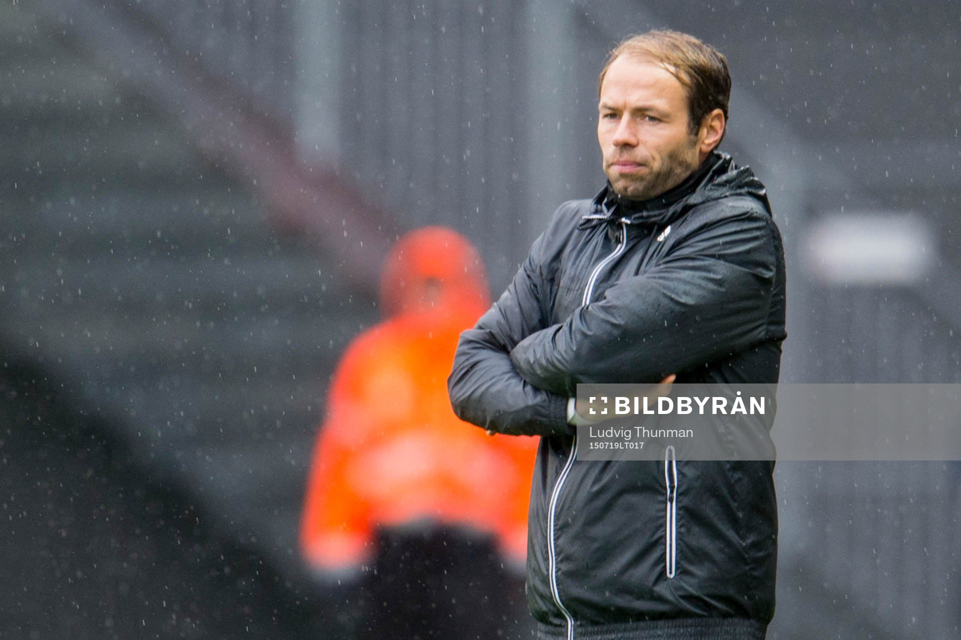 s tränare Andreas Alm deppar