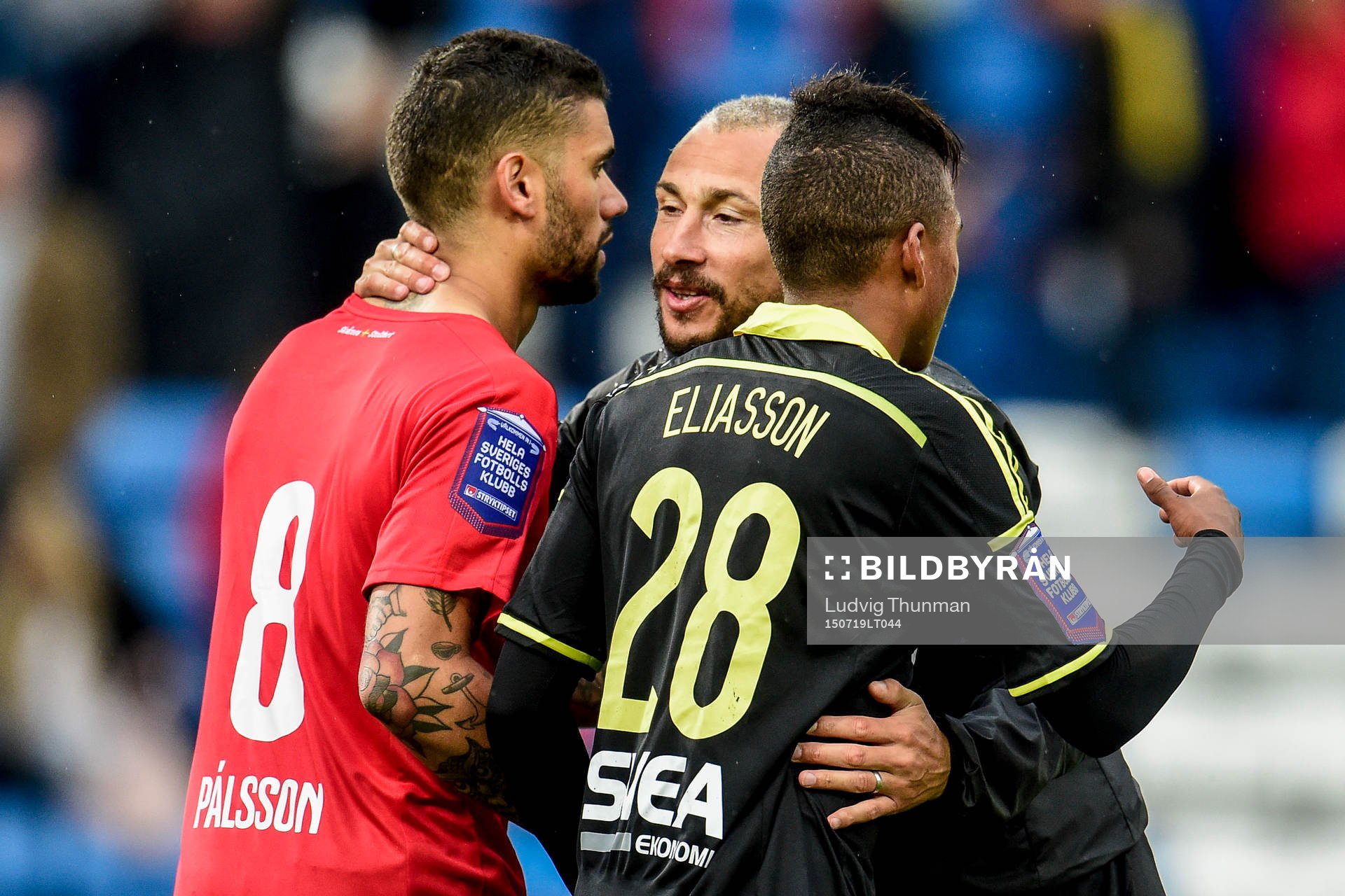 Helsingborgs manager Henrik Larsson kramar om Helsingborgs