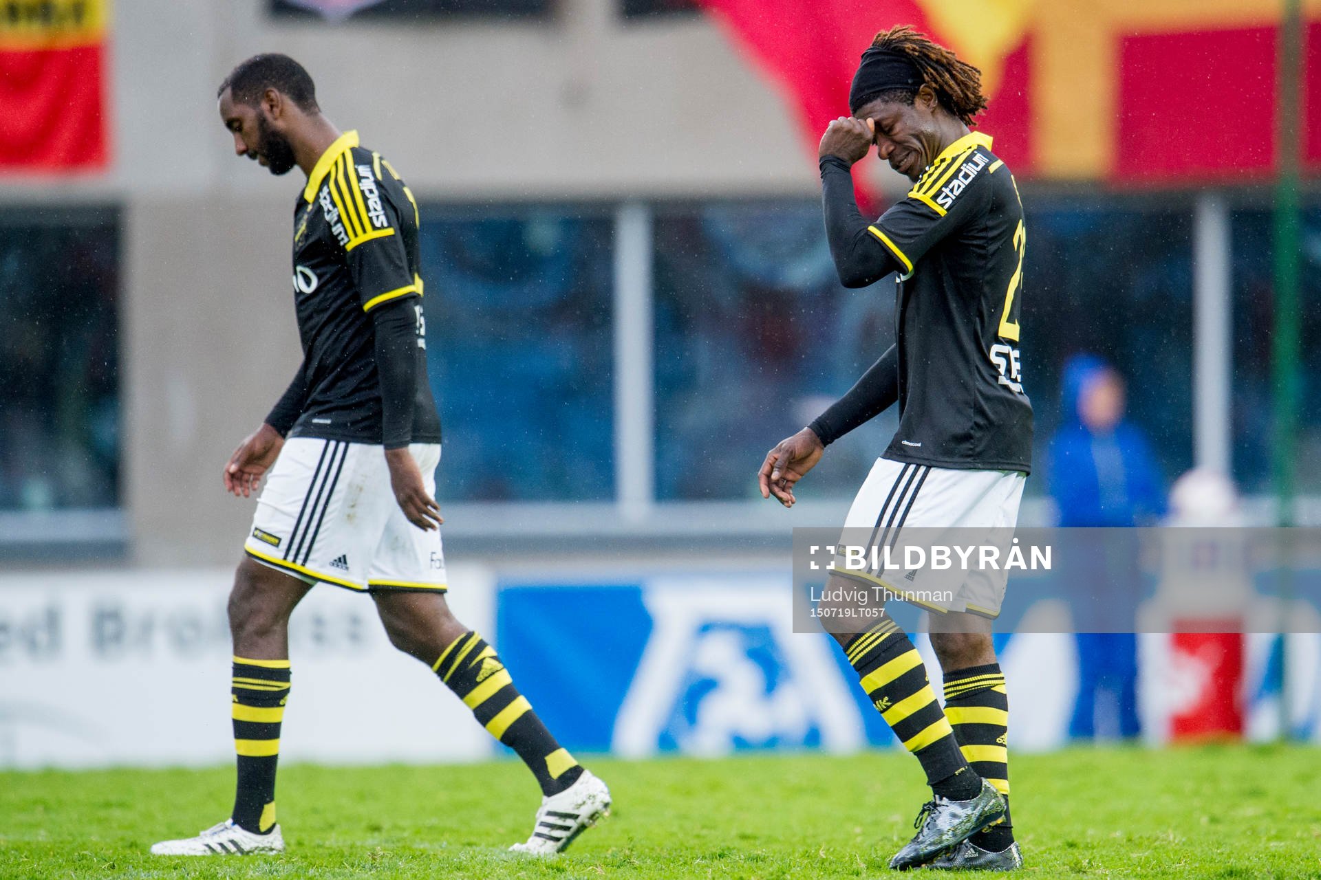 s Henok Goitom och Mohamed Bangura deppar