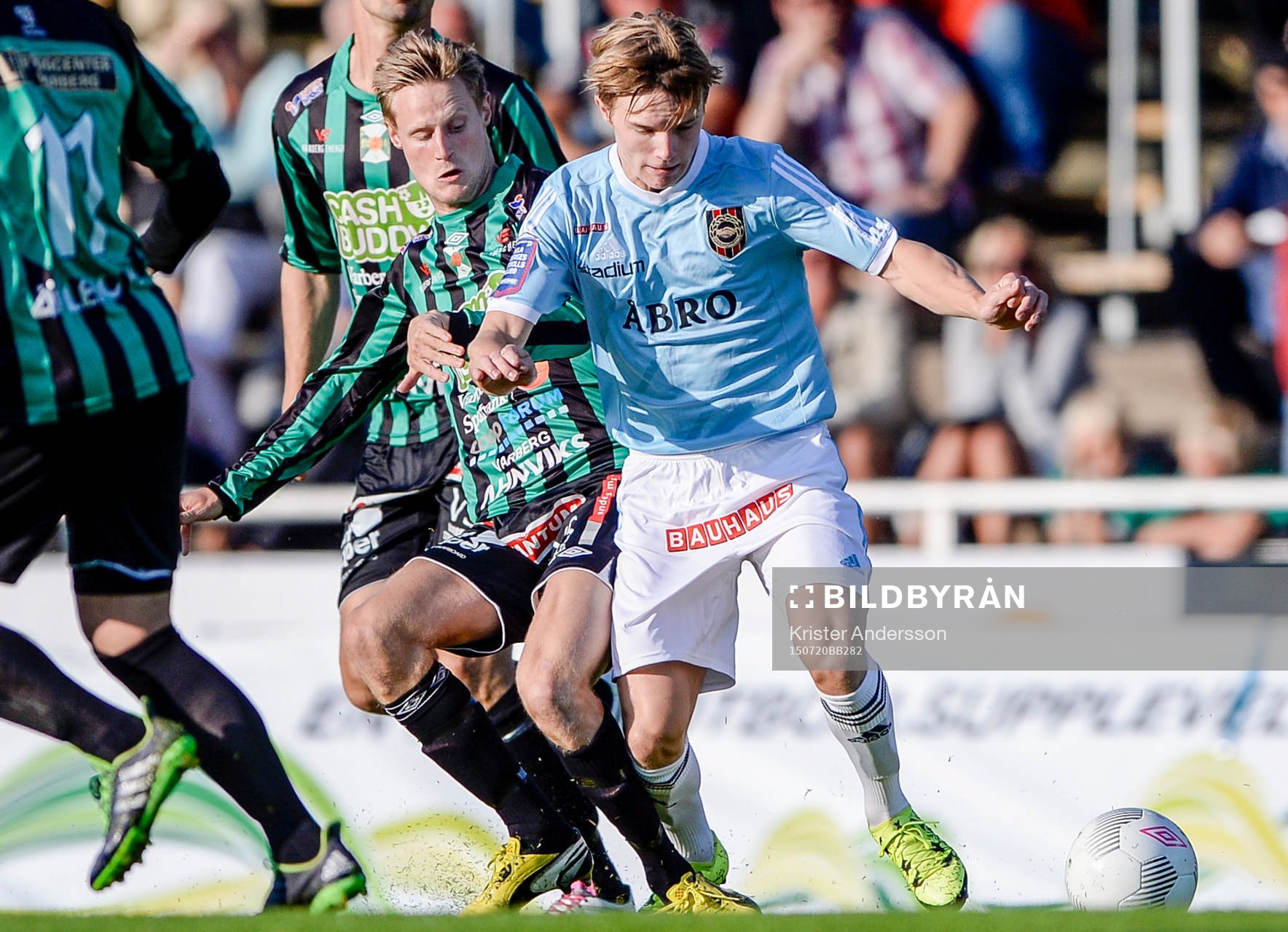 Brommapojkarnas Jacob Ortmark och Varbergs Anton Tideman