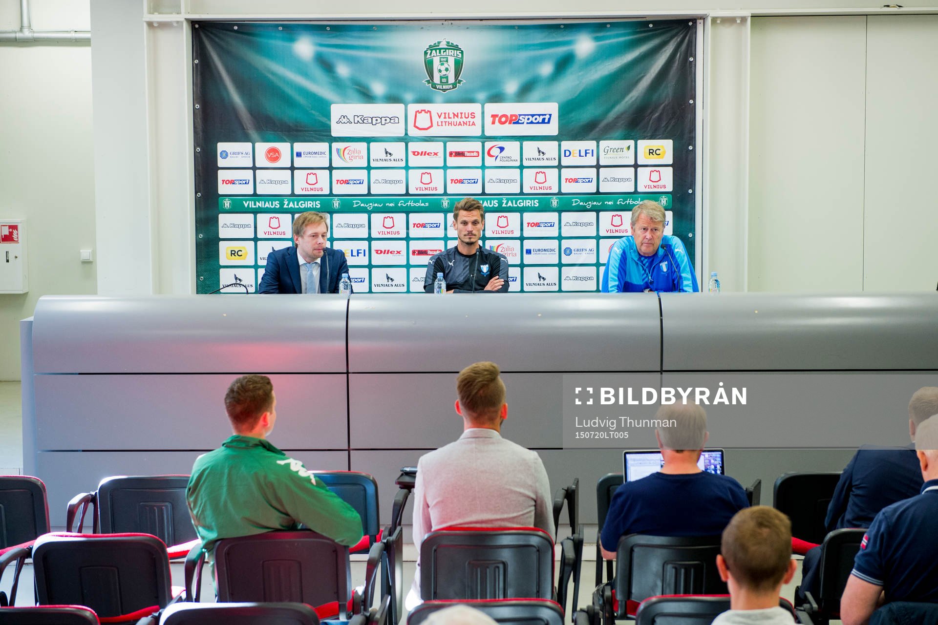 Malmö FF håller presskonferens