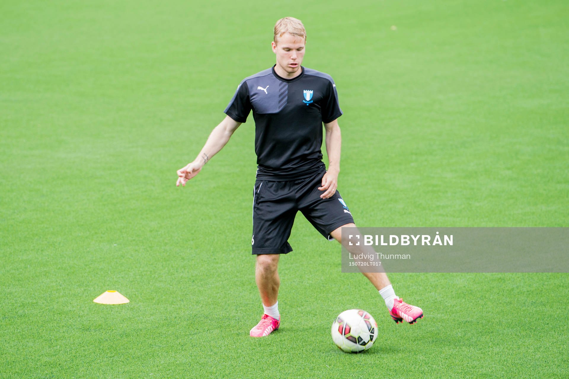 Malmö FFs Oscar Lewicki