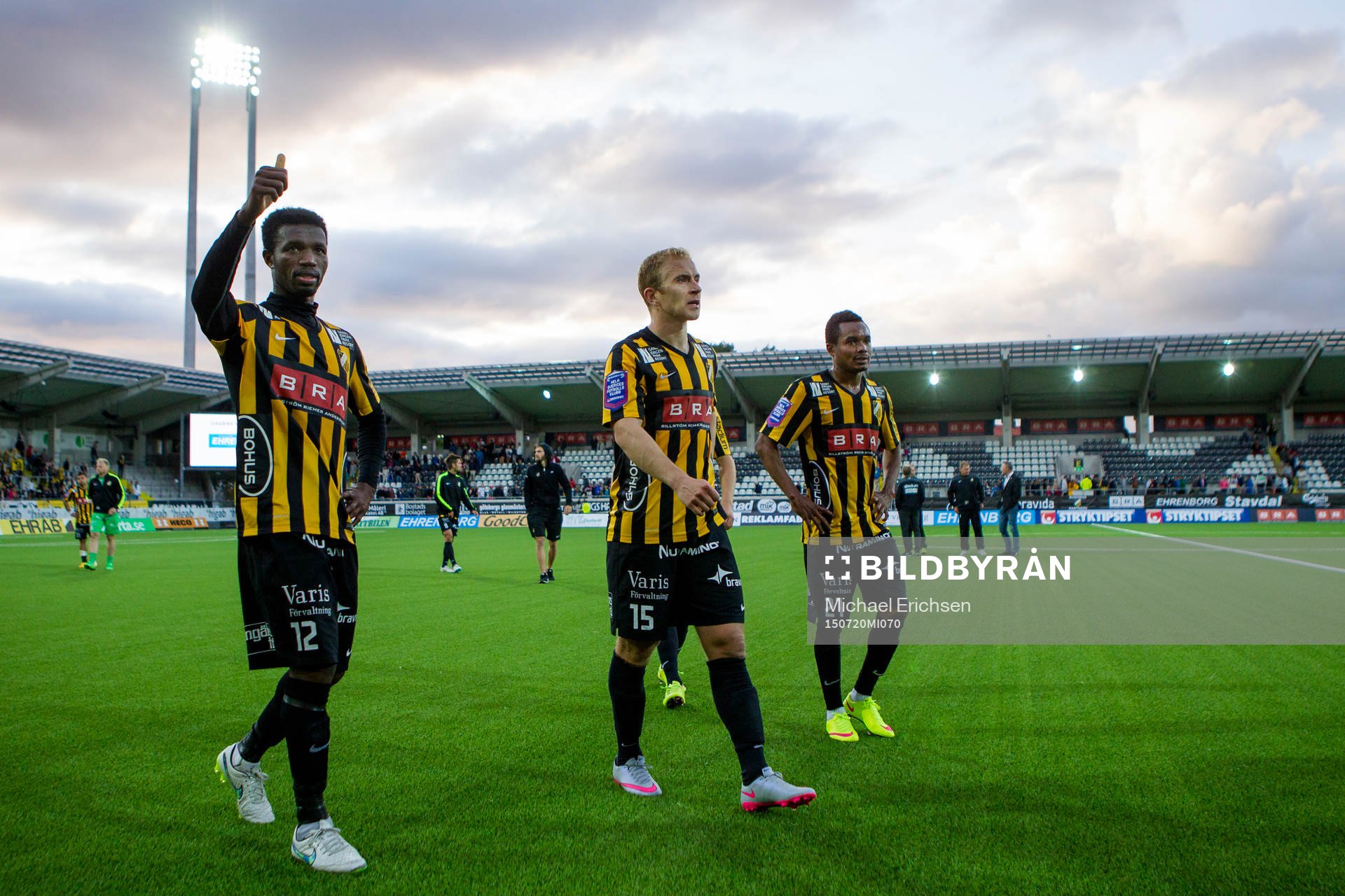Häckens Mohammed Abubakari, Kari Arkivuo och Nasiru