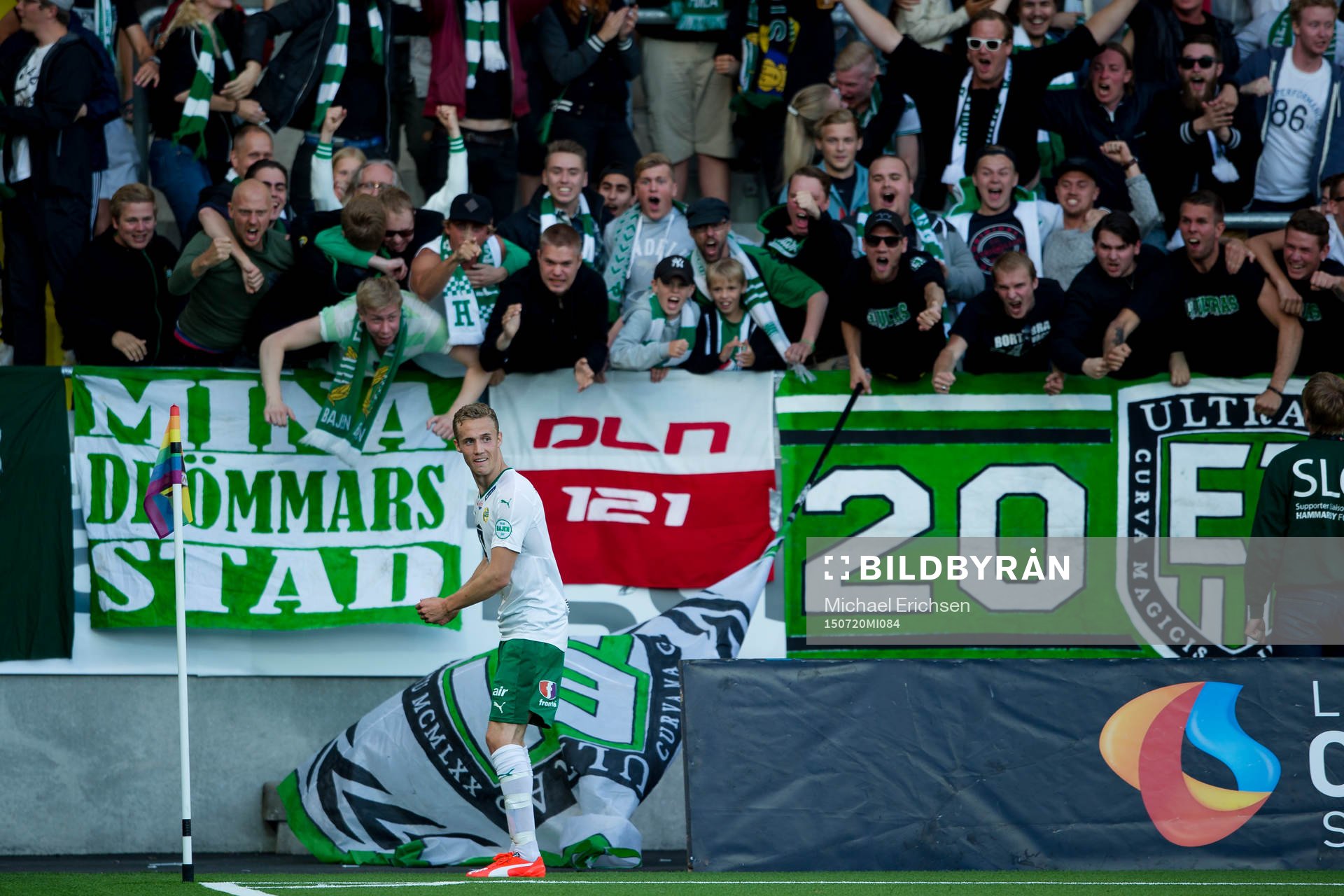 Hammarbys Fredrik Torsteinbö firar sitt kvitteringsmål 1-1