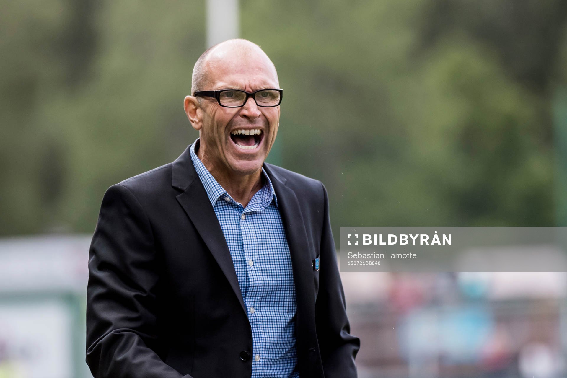 Ljungskiles tränare Tor-Arne Fredheim reagerar på ett