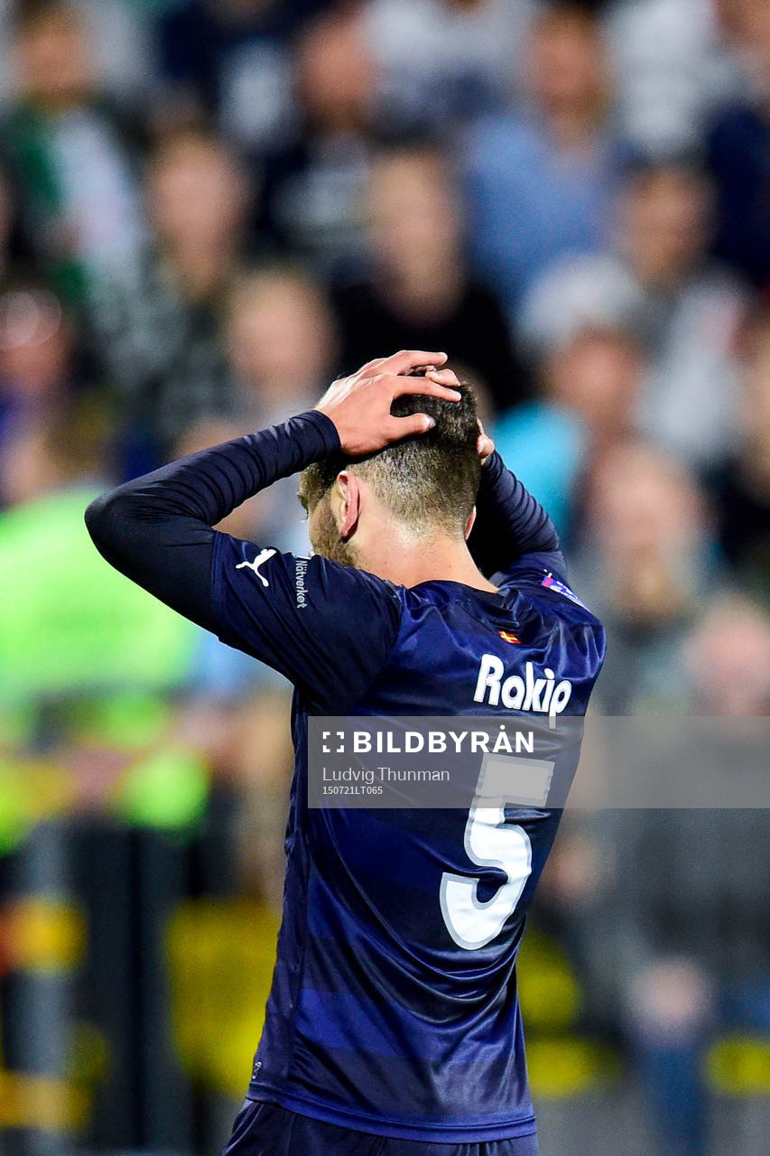 Malmö FFs Erdal Rakip deppar