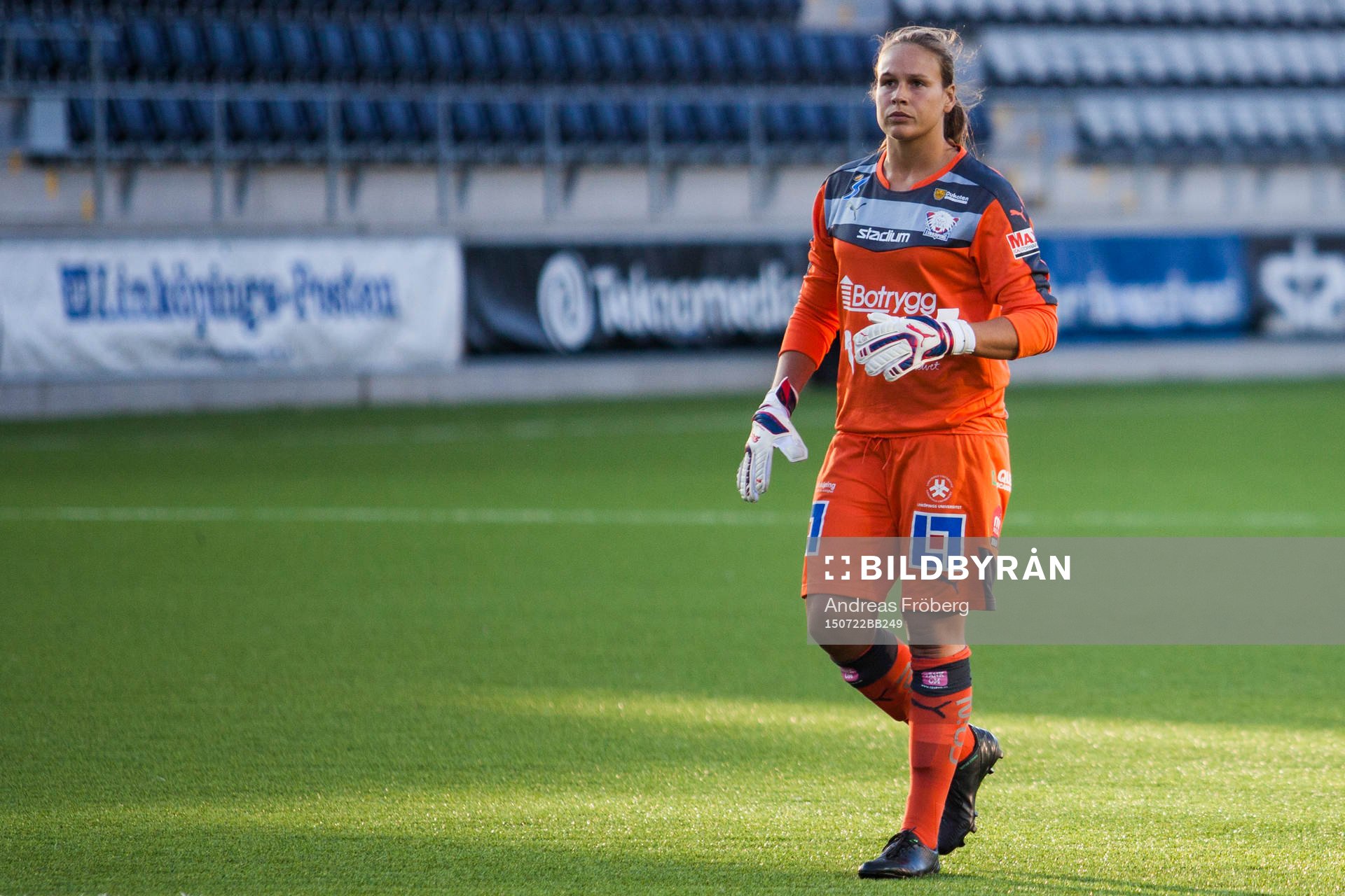 s målvakt Katlynn Fraine