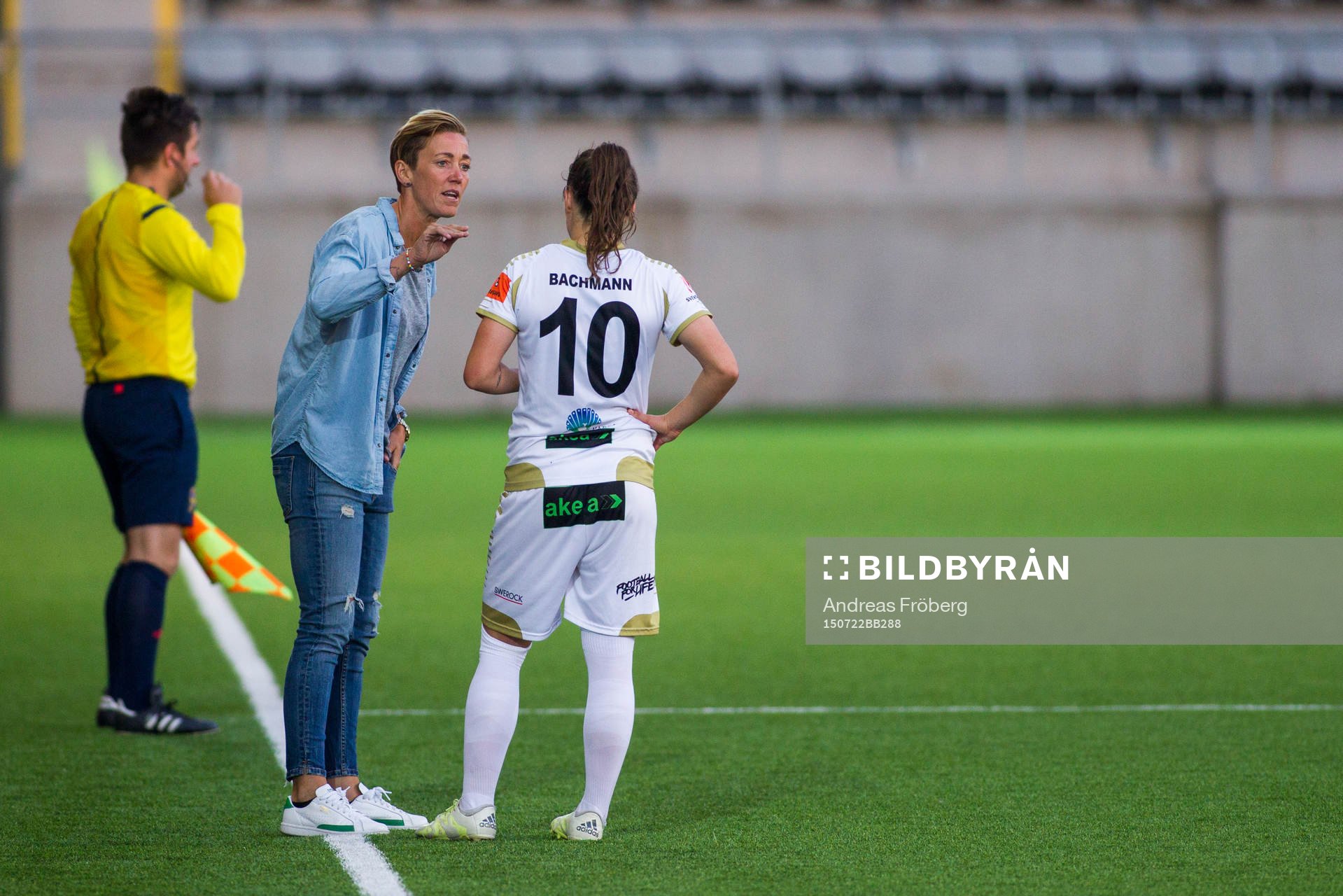 FC Rosengårds tränare Therese Sjögran ger Ramona