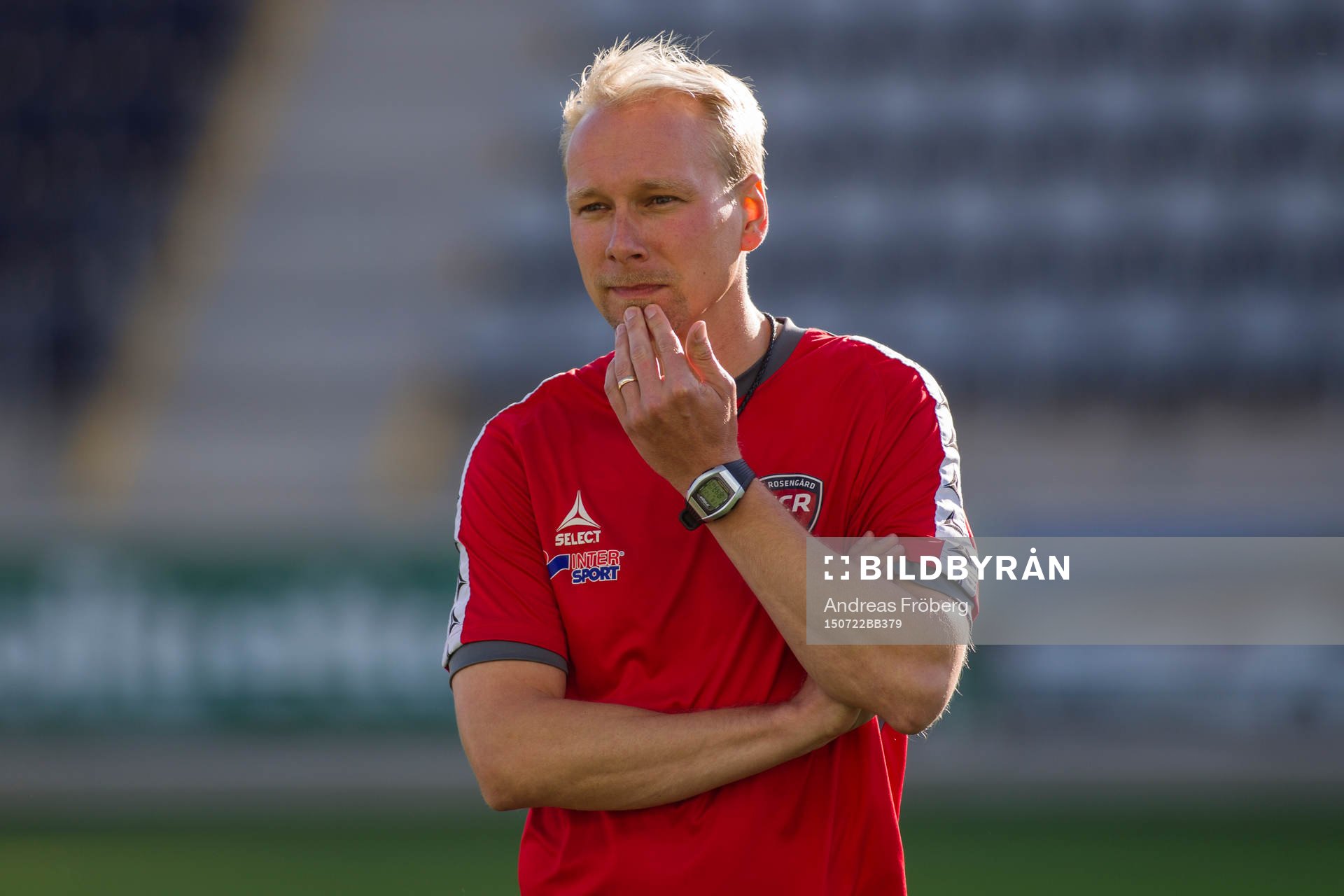 FC Rosengårds assisterande tränare Daniel Nilsson innan
