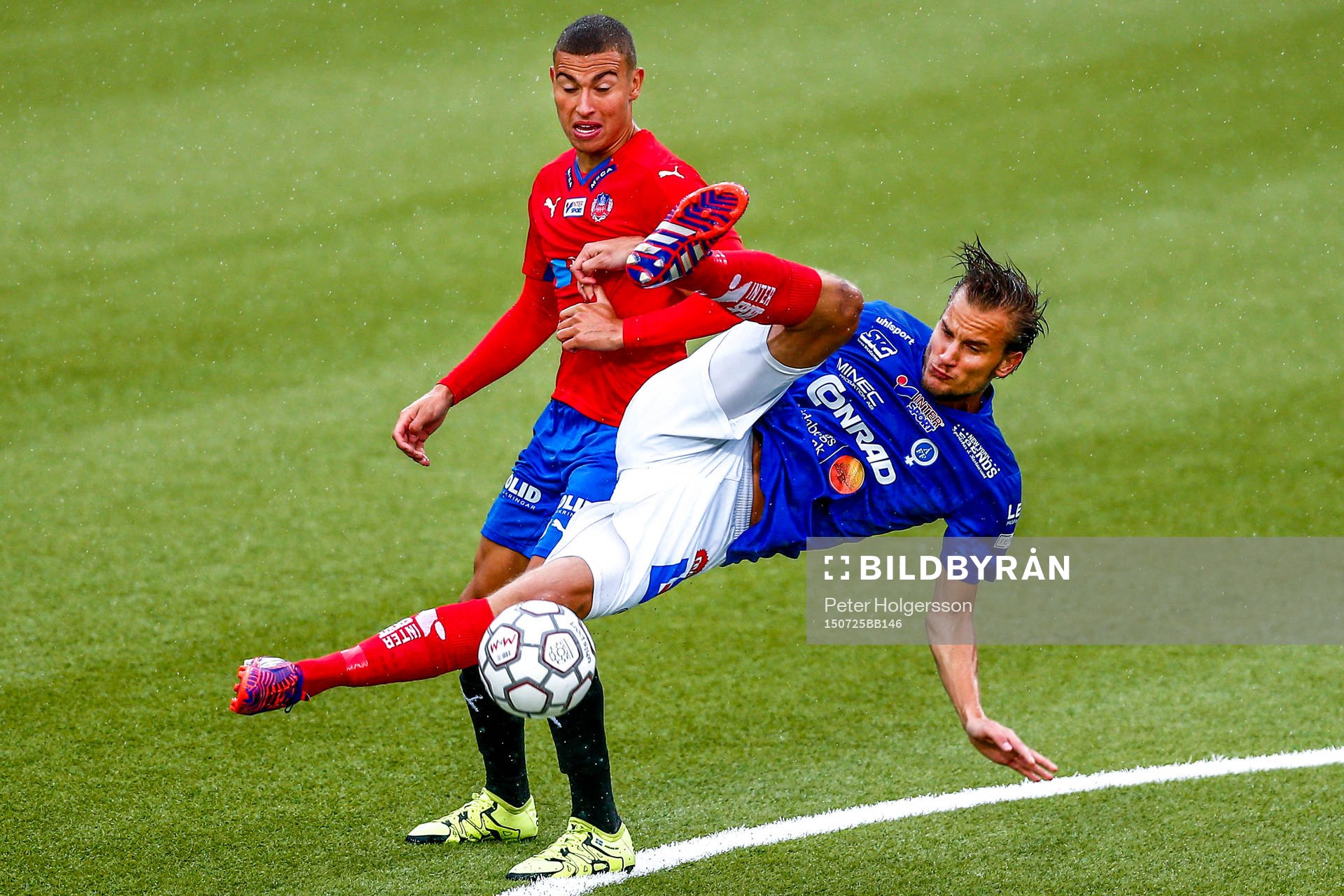 Helsingborgs Jordan Larsson och Åtvidabergs Månz Karlsson