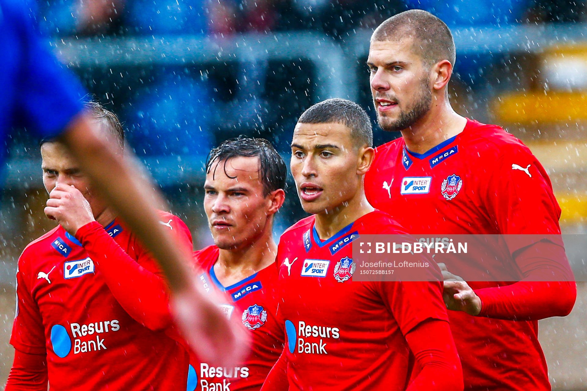 Helsingborgs spelare firar 0-1 av Robin Simovic