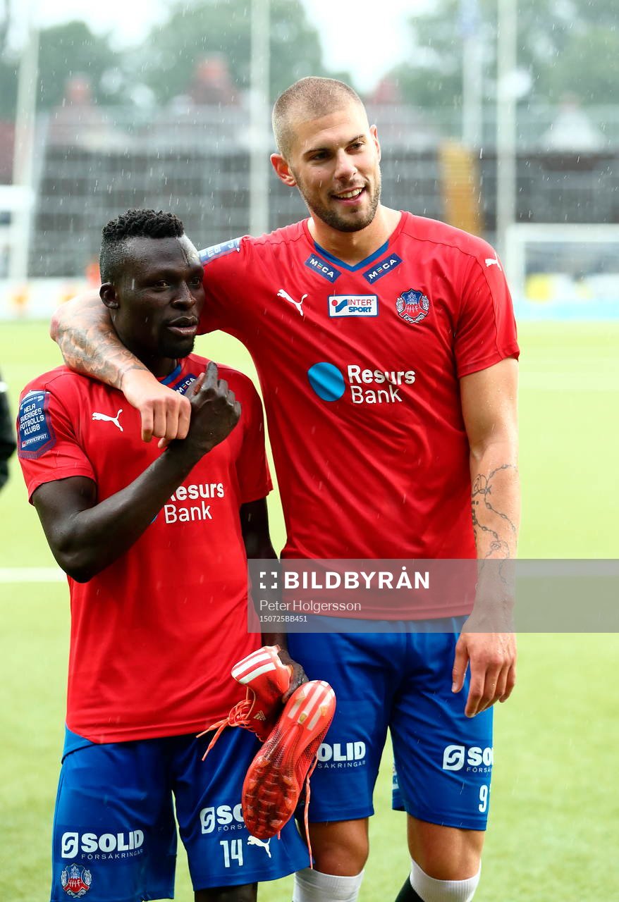 Lalawélé Atakora och Robin Simovic
