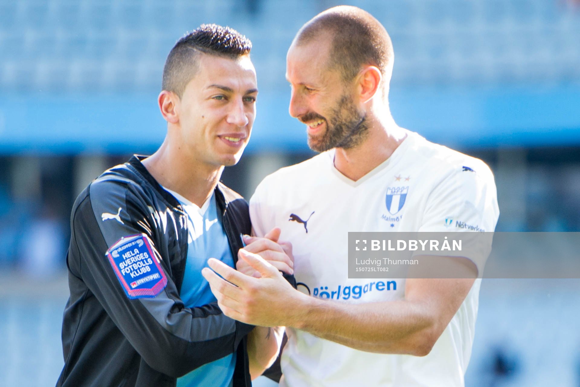 Malmö FFs Nikola Djurjic och målvakt Johan Wiland firar