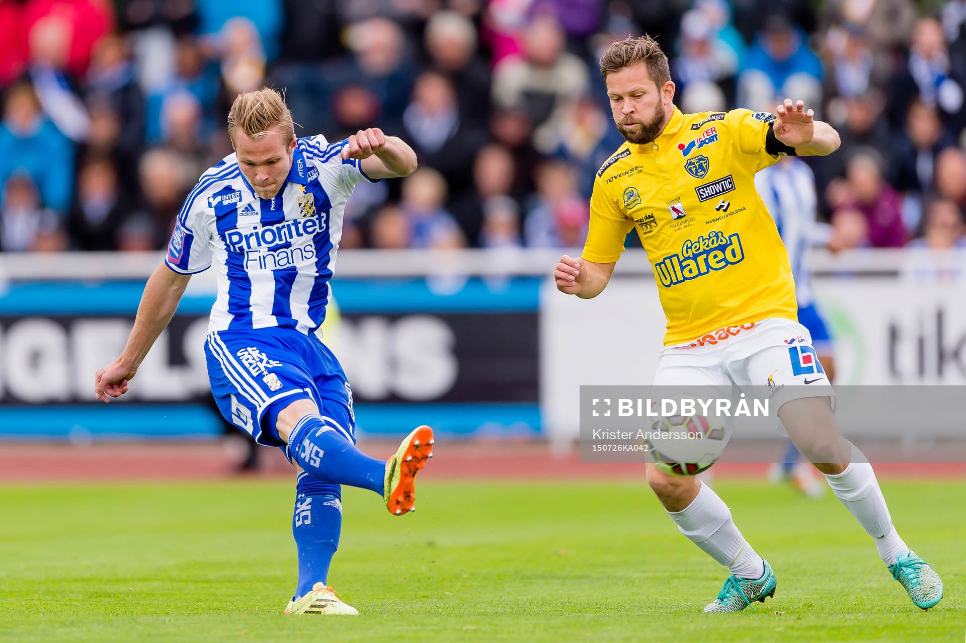 IFK Göteborgs Gustav Engvall skjuter mot Falkenbergs mål