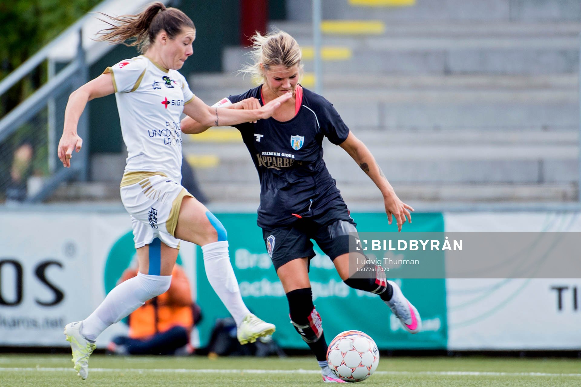 FC Rosengårds Ramona Bachman och Göteborgs Kathlene
