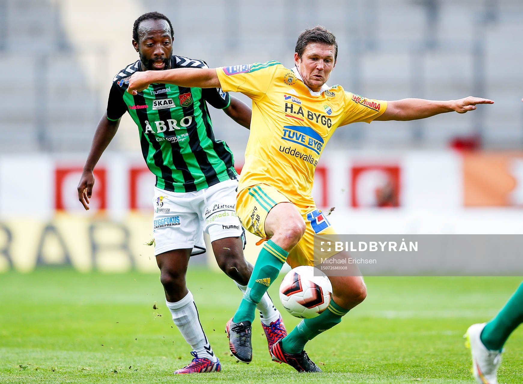 GAIS Reuben Ayarna och Ljungskiles Hannes Stiller