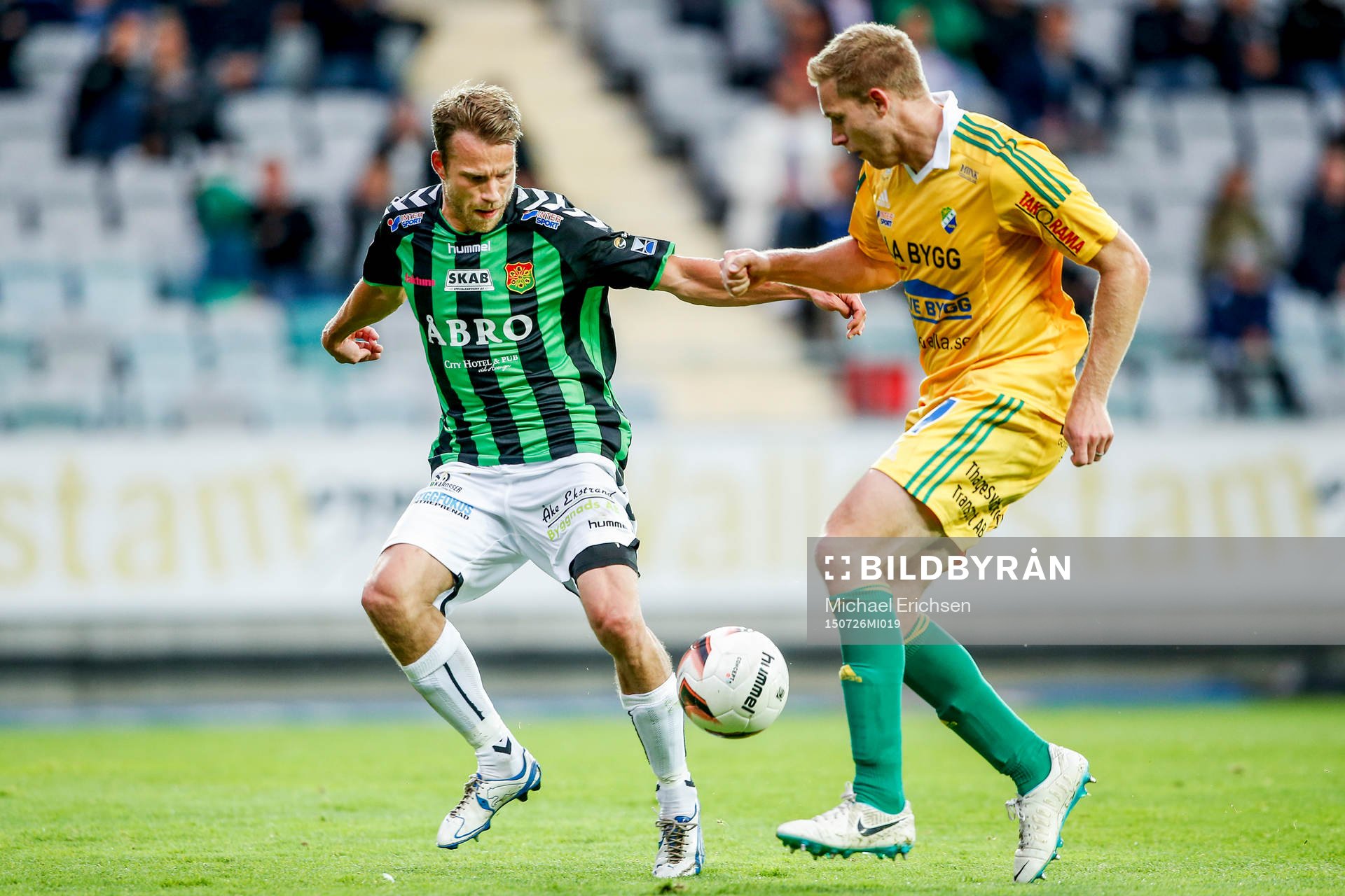 GAIS Joel Anell och Ljungskiles Steven Old