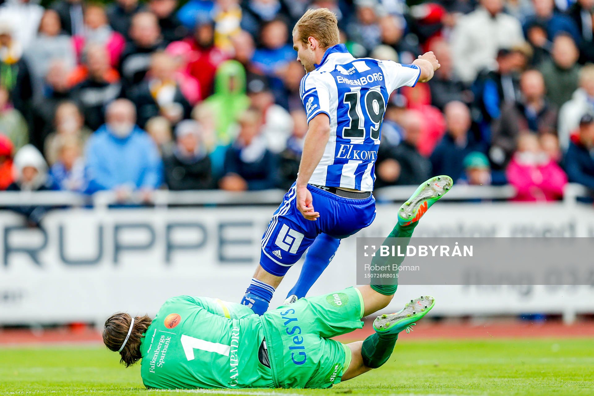 IFK Göteborgs Gustav Engvall och Falkenbergs målvakt Otto