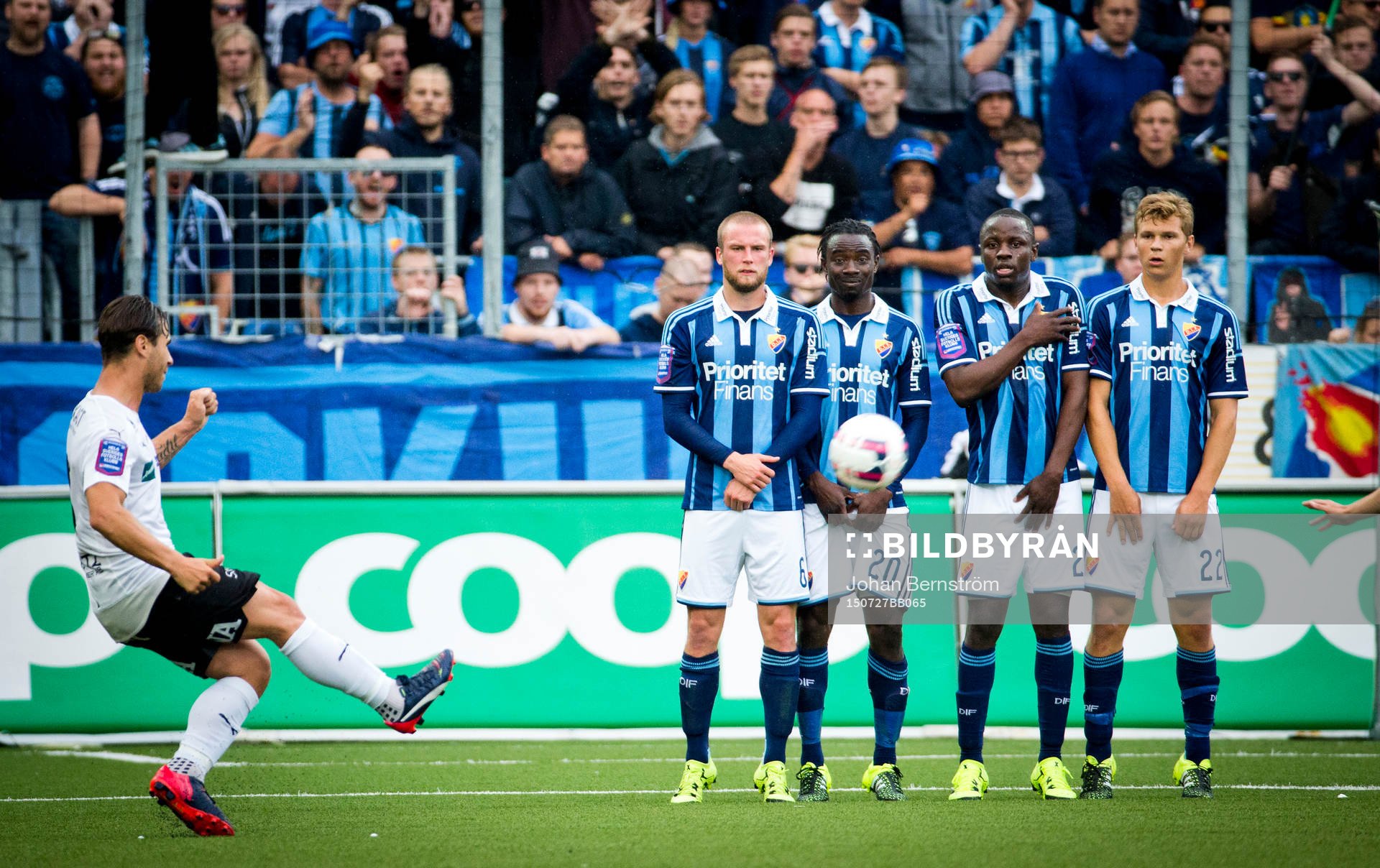 Örebros Nordin Gerzic och Djurgårdens Jesper Karlström